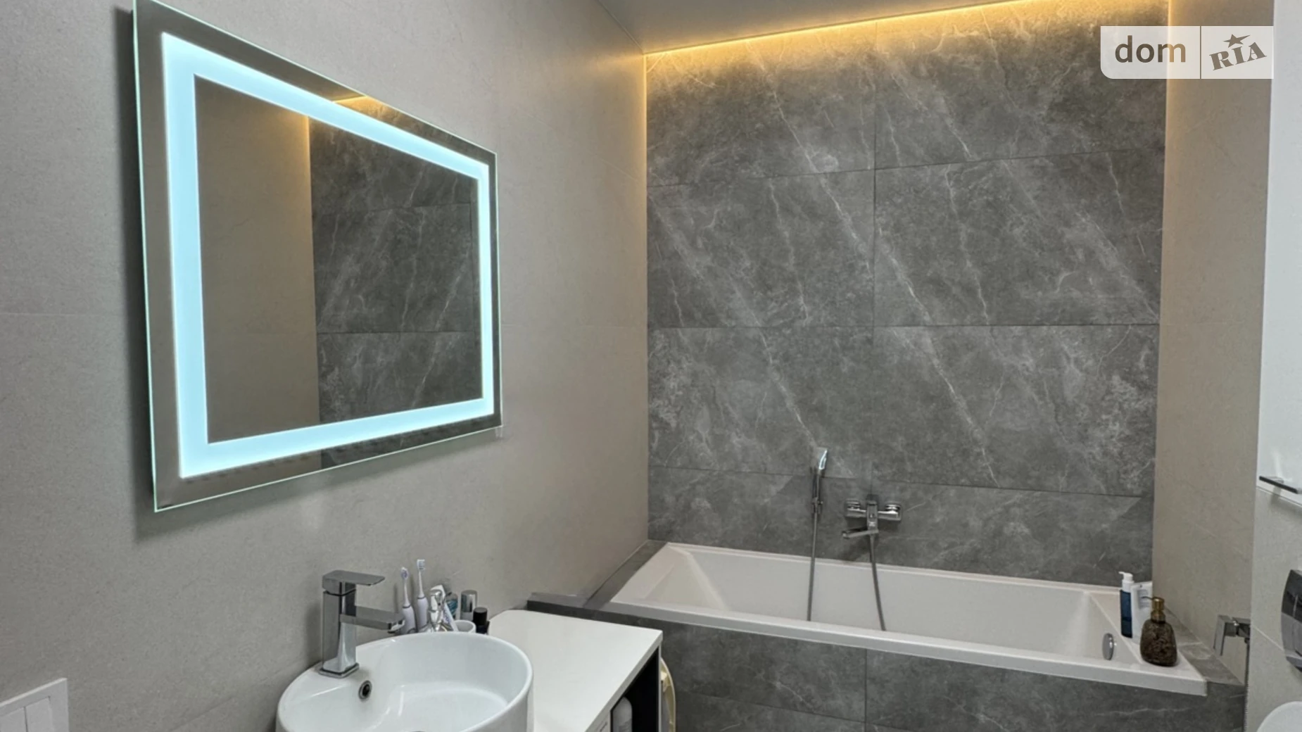 Продається 1-кімнатна квартира 45.6 кв. м у Ужгороді, вул. Василя Гаджеги(Радіщева), 7 - фото 4