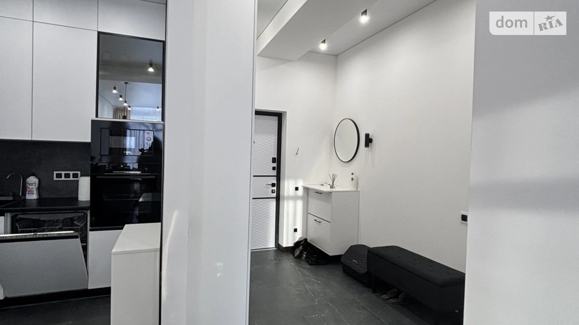 Продается 2-комнатная квартира 60 кв. м в Червонограде, ул. Ивасюка - фото 3