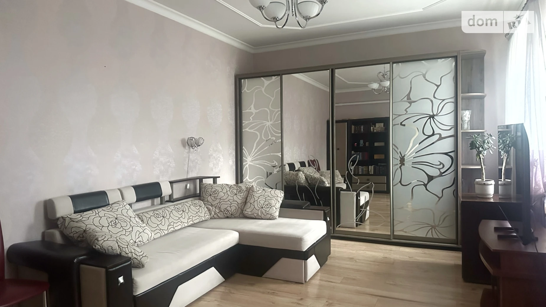 Продается часть дома 58 кв. м с гаражом, цена: 100000 $ - фото 5