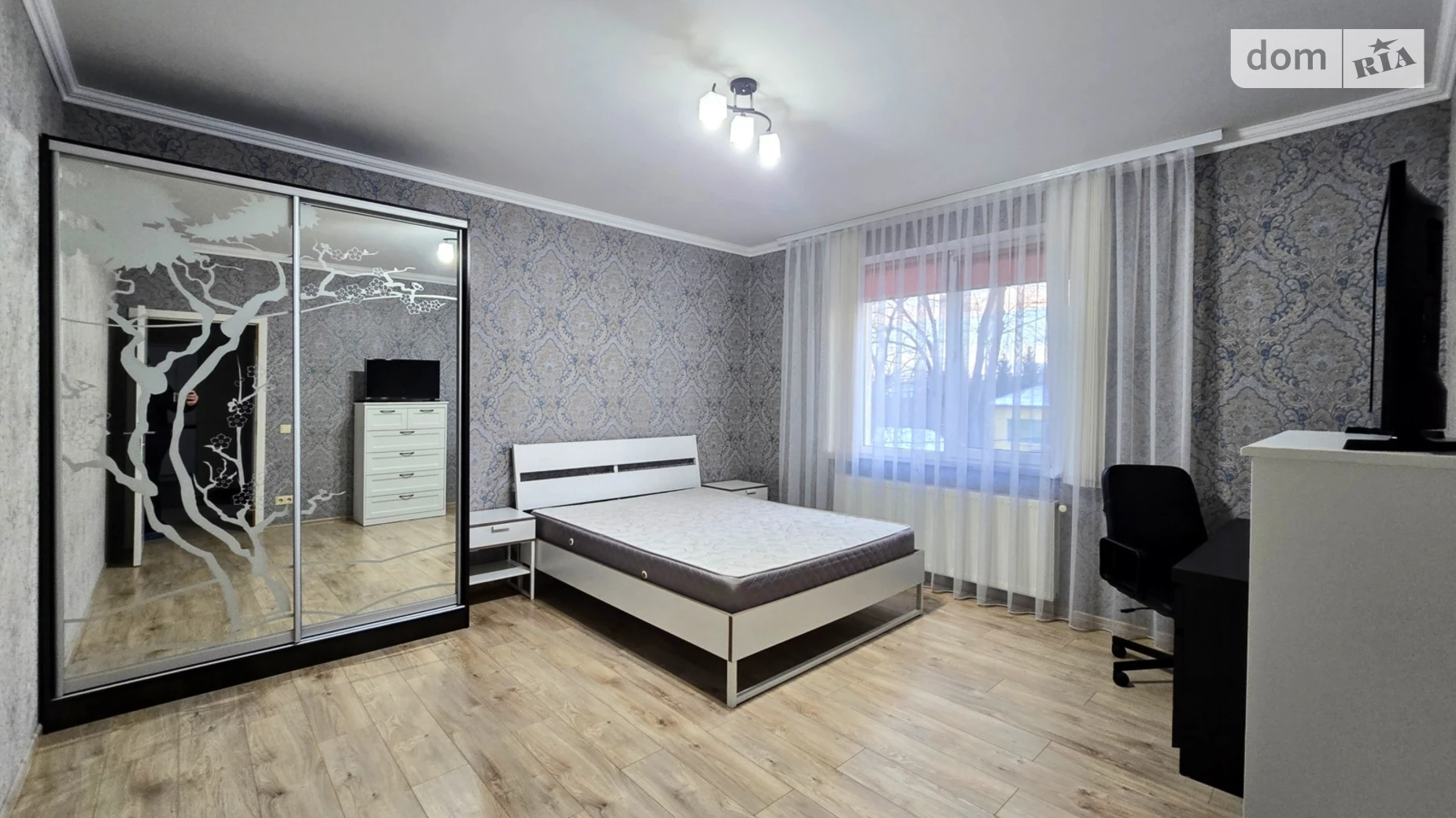 Сдается в аренду 2-комнатная квартира 65 кв. м в, цена: 450 $ - фото 4