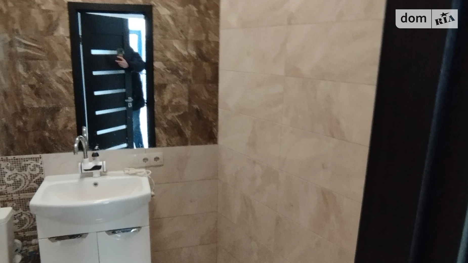 Сдается в аренду офис 49 кв. м в бизнес-центре, цена: 450 € - фото 5