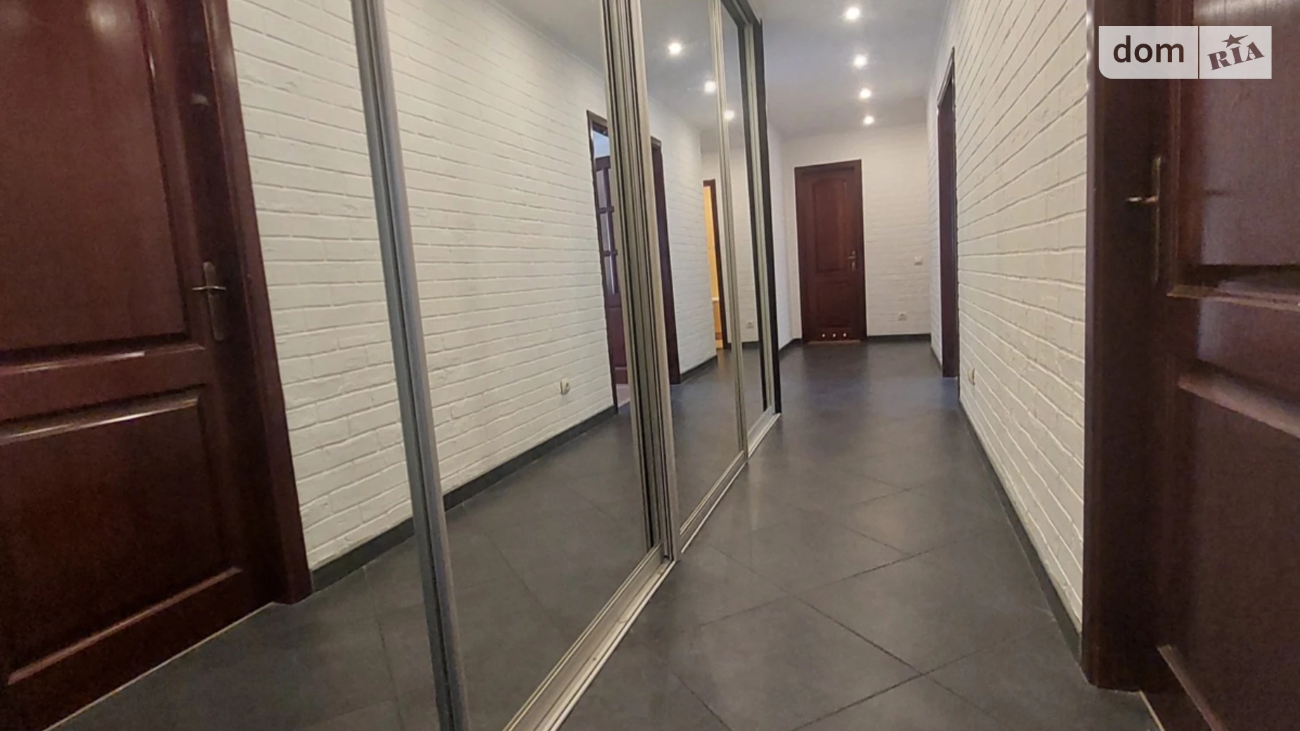 2-комнатная квартира 72 кв. м в Тернополе, ул. Довженко Александра - фото 2