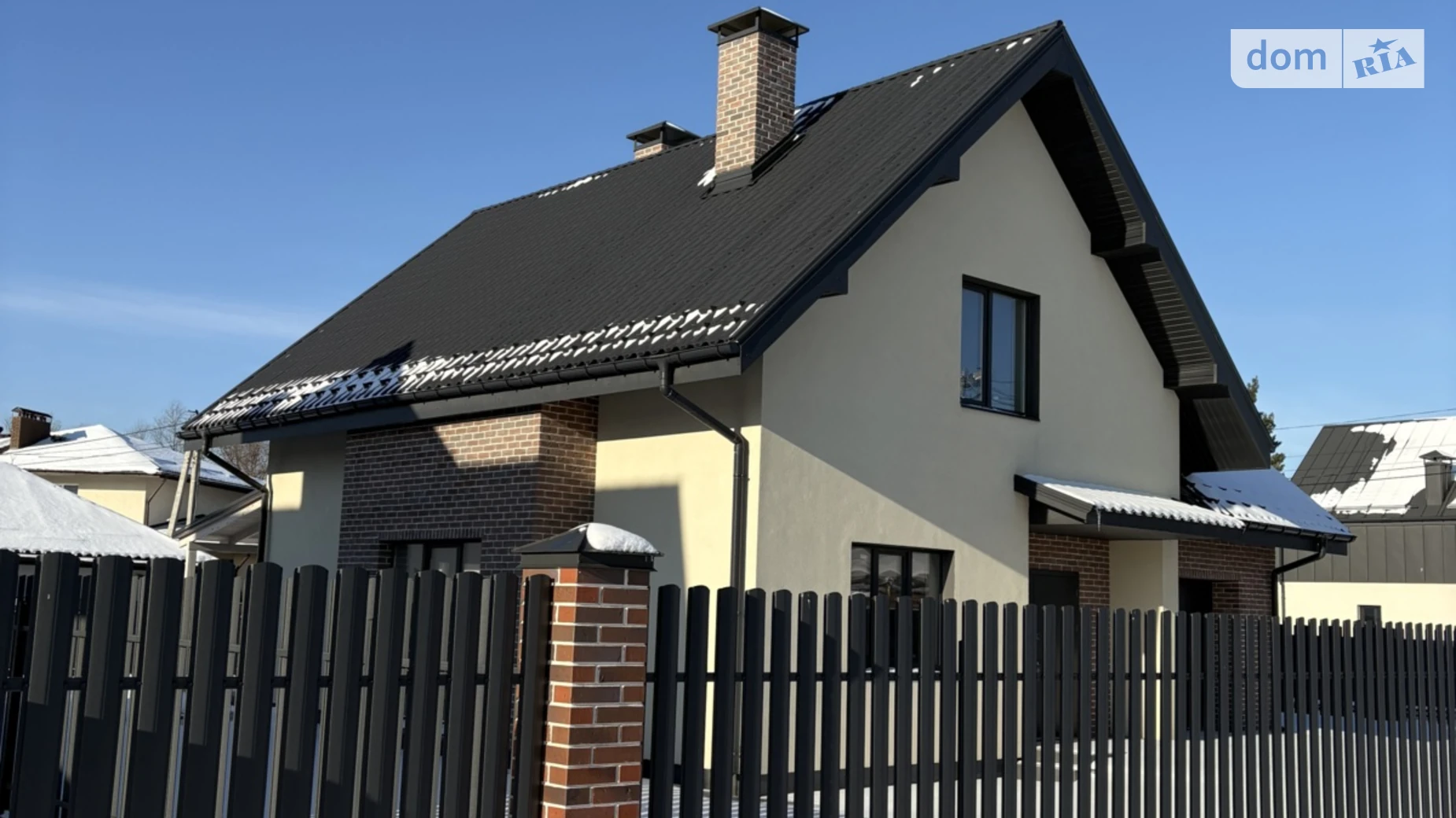 Продается дом на 2 этажа 210 кв. м с подвалом, цена: 180000 $ - фото 2