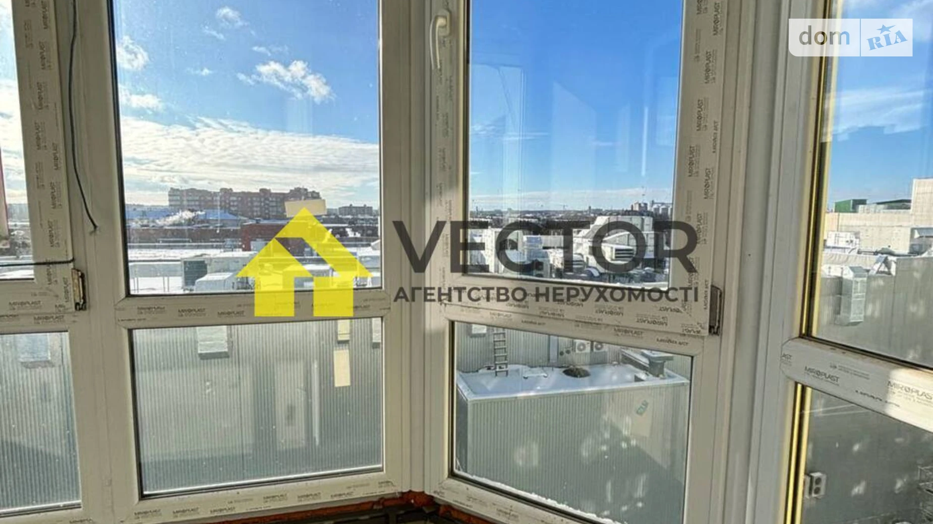 Продається 2-кімнатна квартира 61.9 кв. м у Полтаві, пл. Павленківська, 3В - фото 2