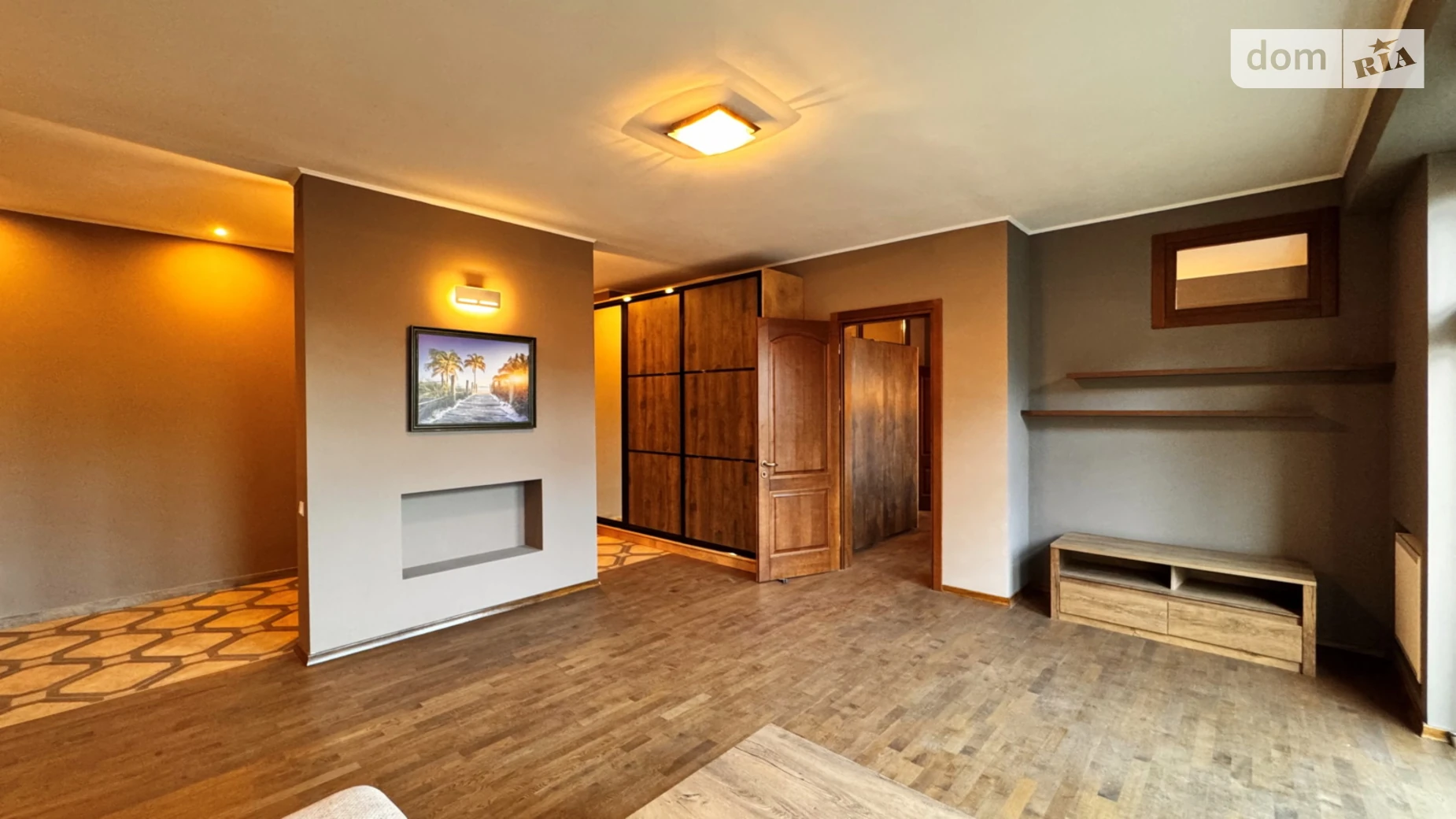 Продается 1-комнатная квартира 78.6 кв. м в Львове, цена: 249000 $ - фото 2