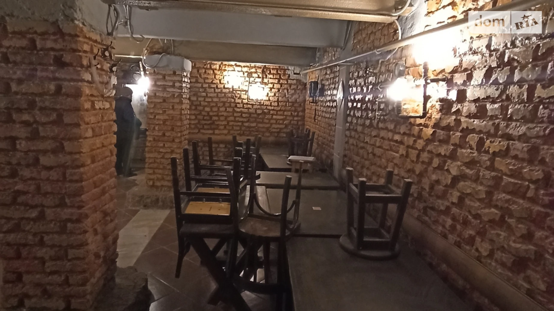 Продается помещения свободного назначения 161.8 кв. м в 5-этажном здании, цена: 69900 $ - фото 5