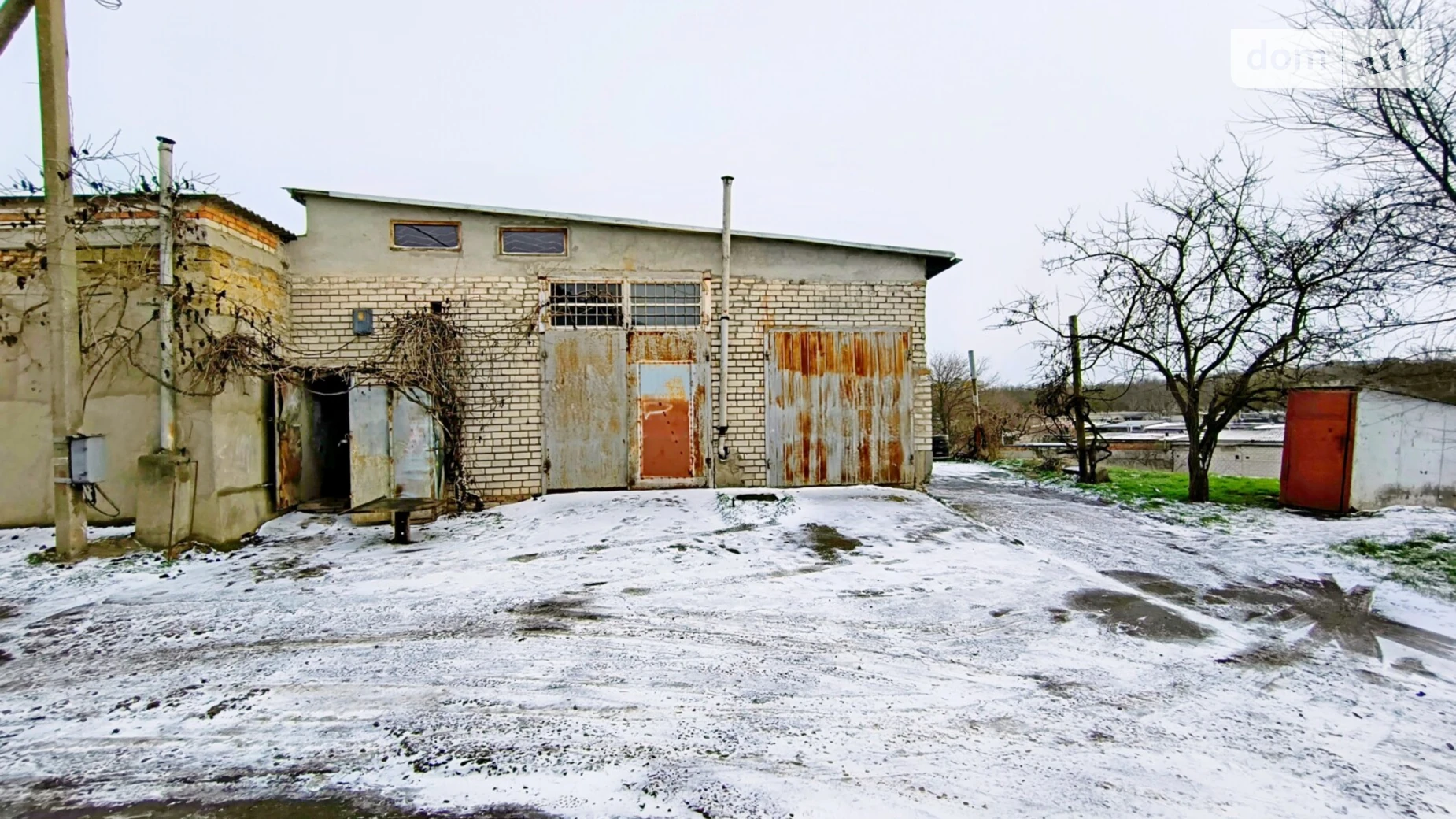 Продается место в гаражном кооперативе универсальный на 300 кв. м, цена: 16000 $ - фото 2