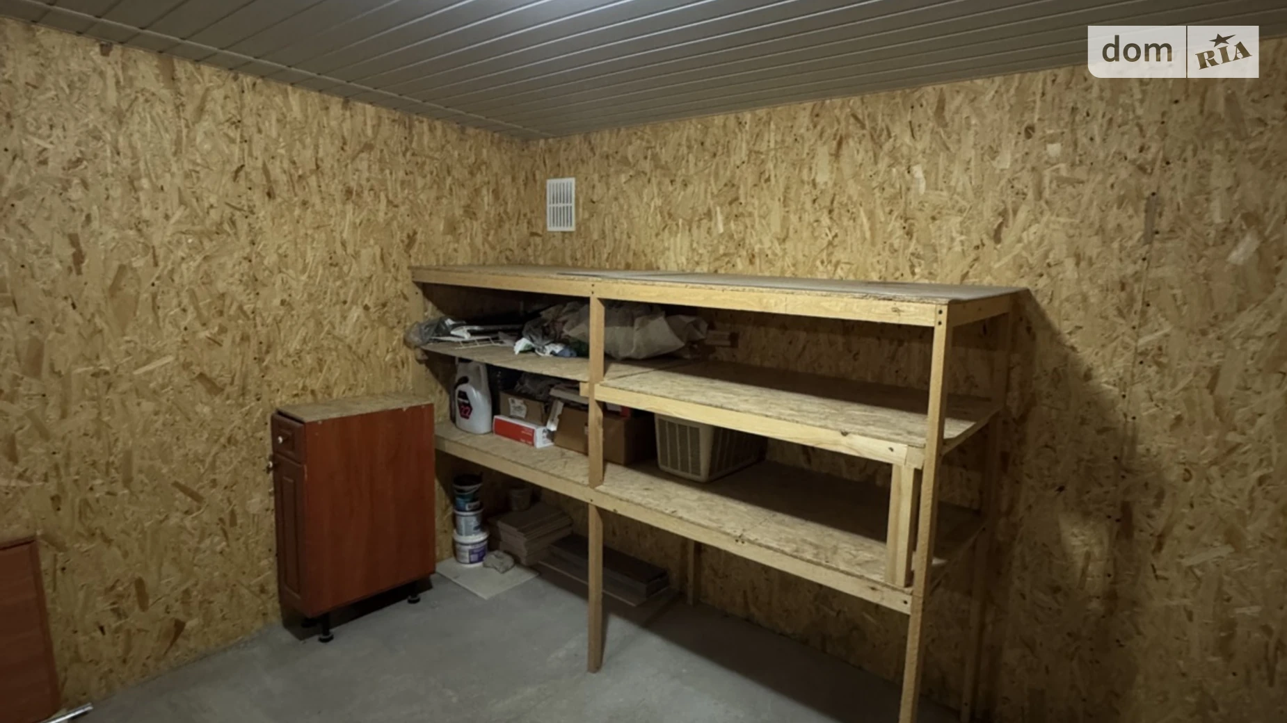 Продается отдельно стоящий гараж под легковое авто на 35 кв. м, цена: 13000 $ - фото 2