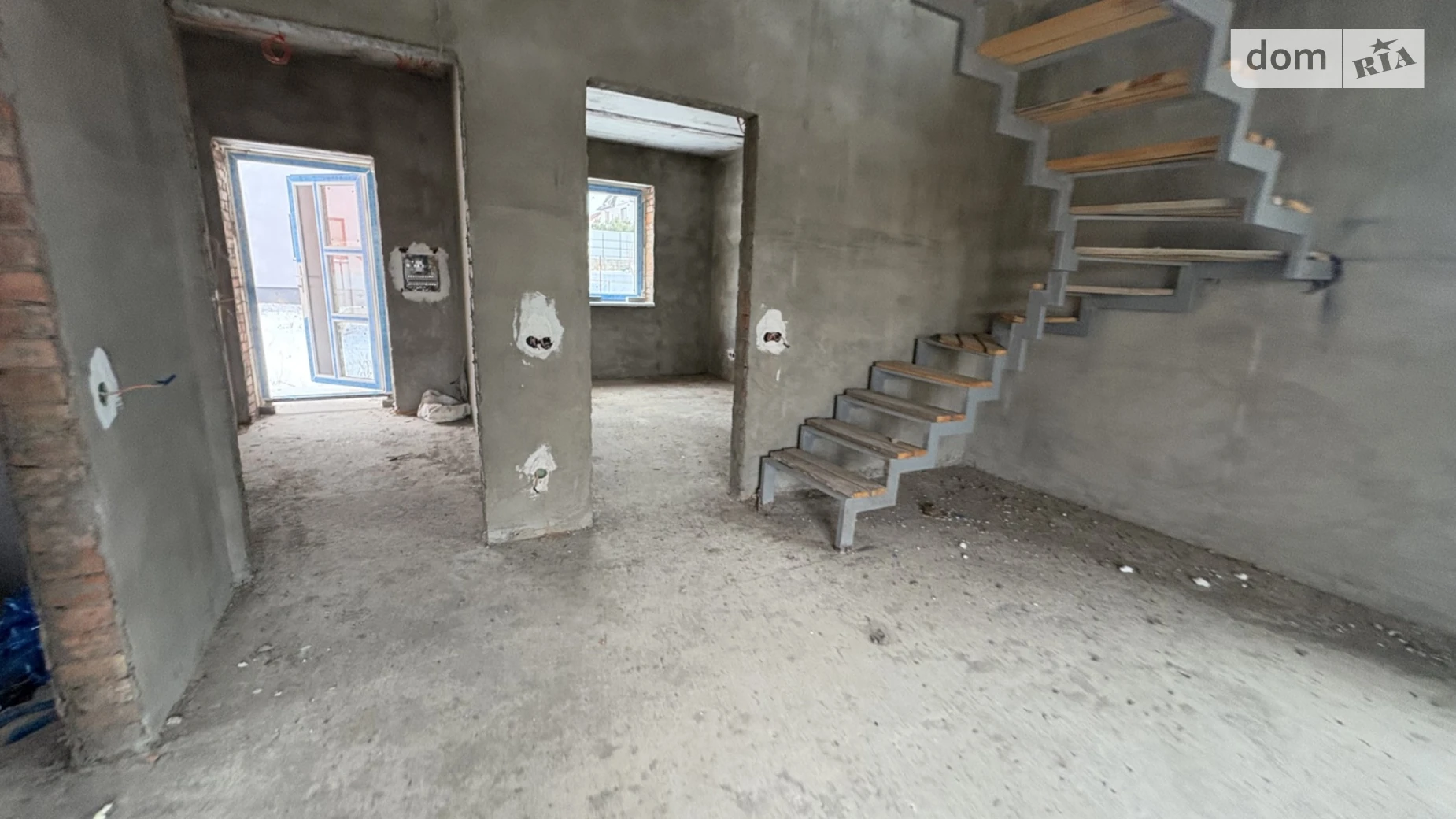 Продается дом на 2 этажа 115 кв. м с камином, цена: 92000 $ - фото 2