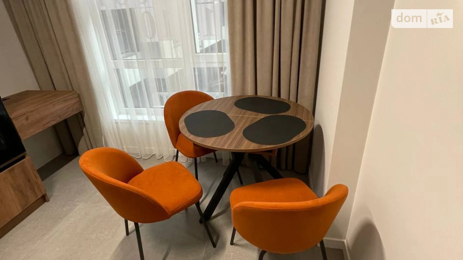 Сдается в аренду 1-комнатная квартира 40 кв. м в, цена: 400 $ - фото 2