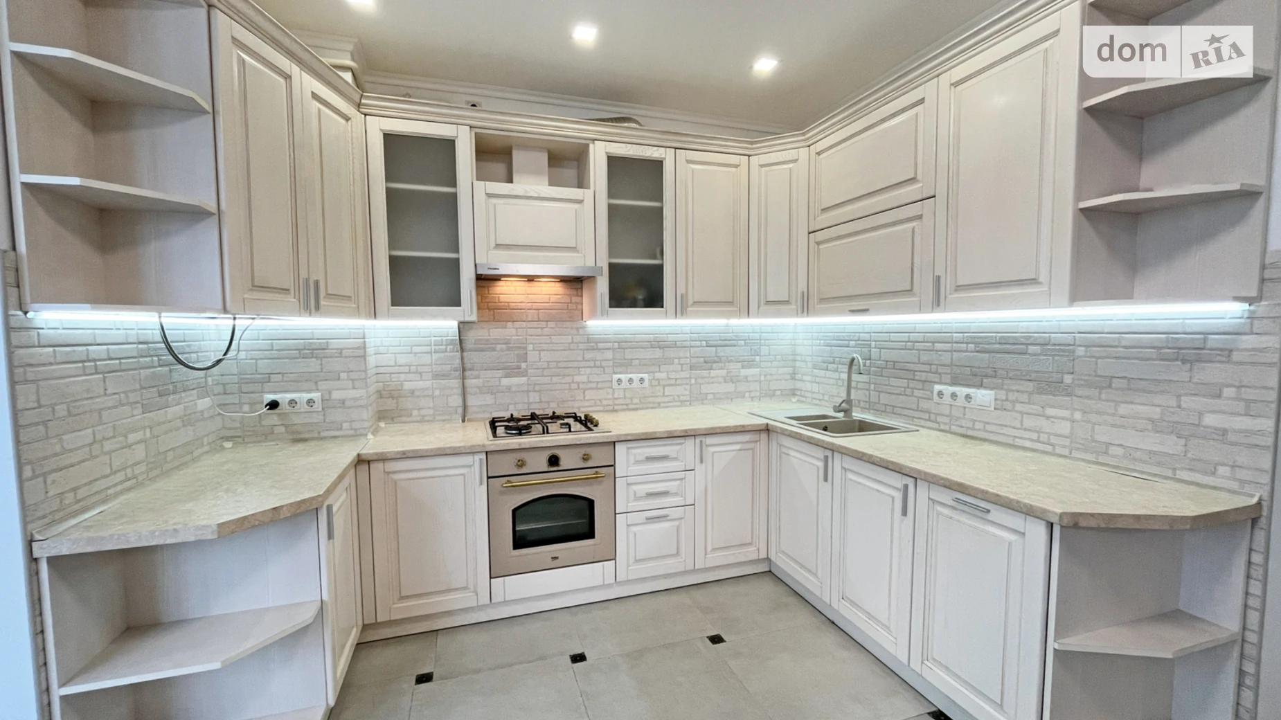 Здається в оренду 1-кімнатна квартира 60 кв. м у Львові, вул. Околична, 10 - фото 4