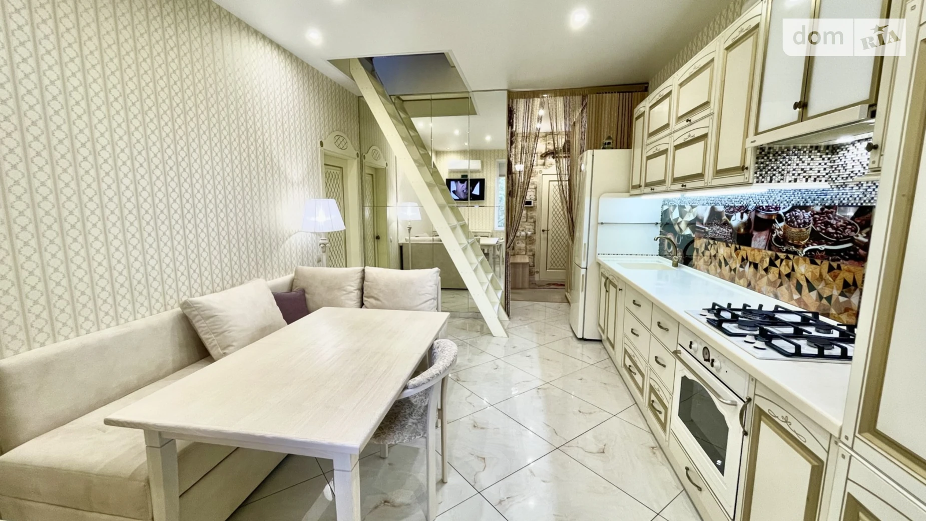 Продається 2-кімнатна квартира 43.2 кв. м у Зазим'ї, вул. Придорожна, 7А - фото 4