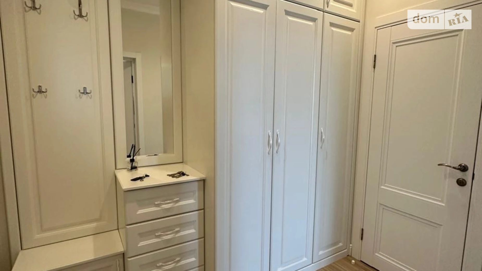 Продается 1-комнатная квартира 42 кв. м в Ужгороде, ул. Гойды, 10 - фото 3