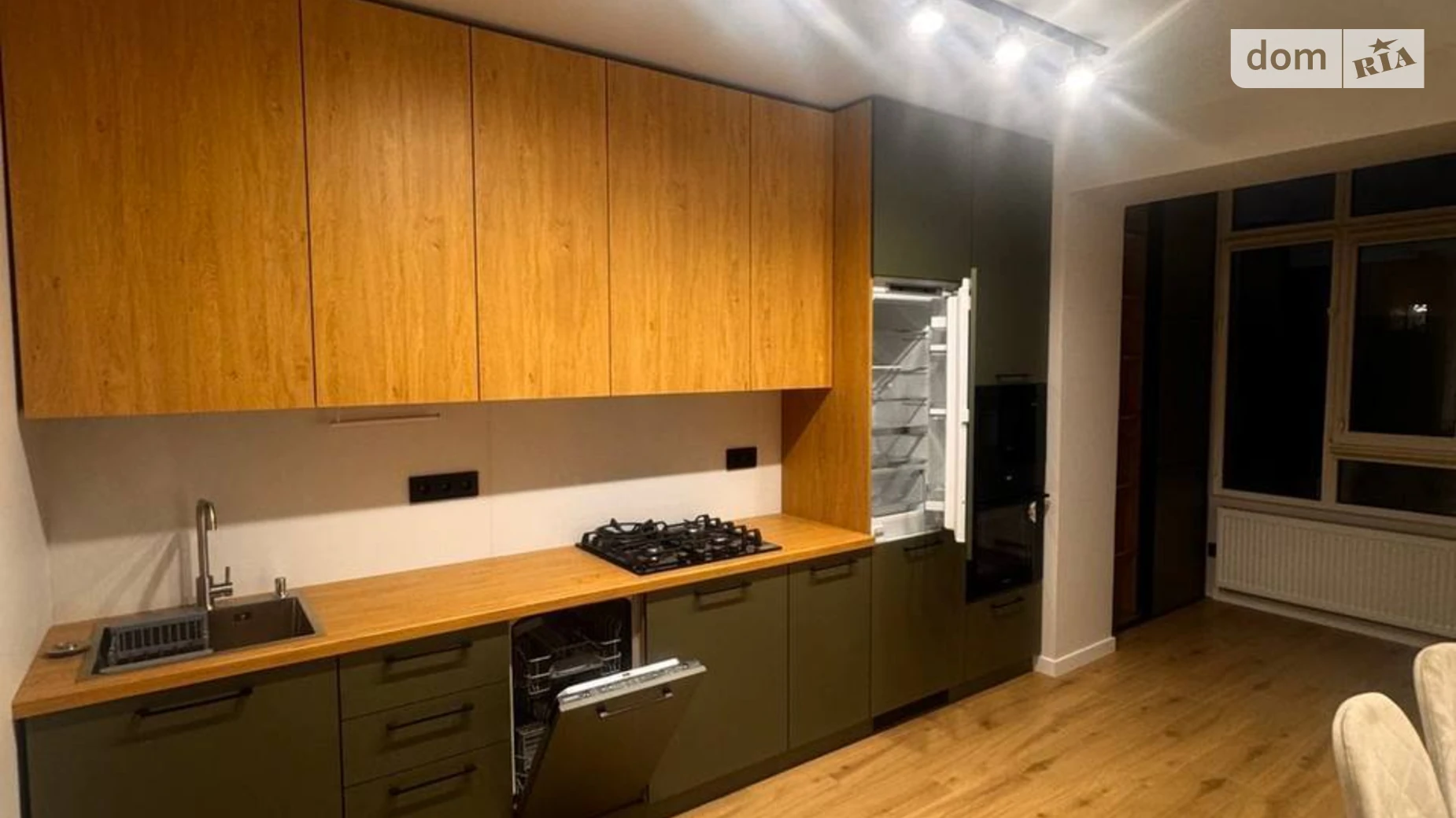 2-комнатная квартира 50 кв. м в Луцке, ул. Конякина - фото 2