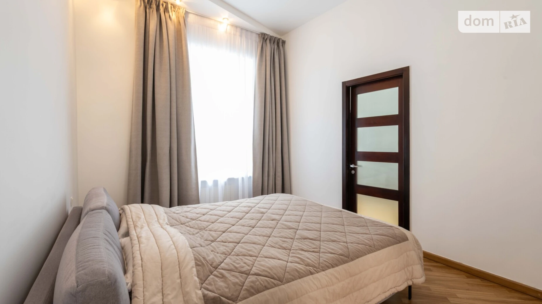 Сдается в аренду 4-комнатная квартира 130 кв. м в Киеве, ул. Круглоуниверситетская, 6 - фото 4