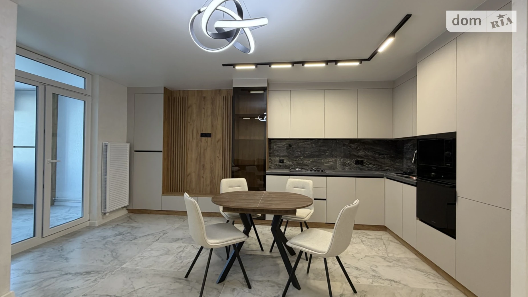 2-комнатная квартира 83 кв. м в Тернополе, просп. Злуки - фото 4