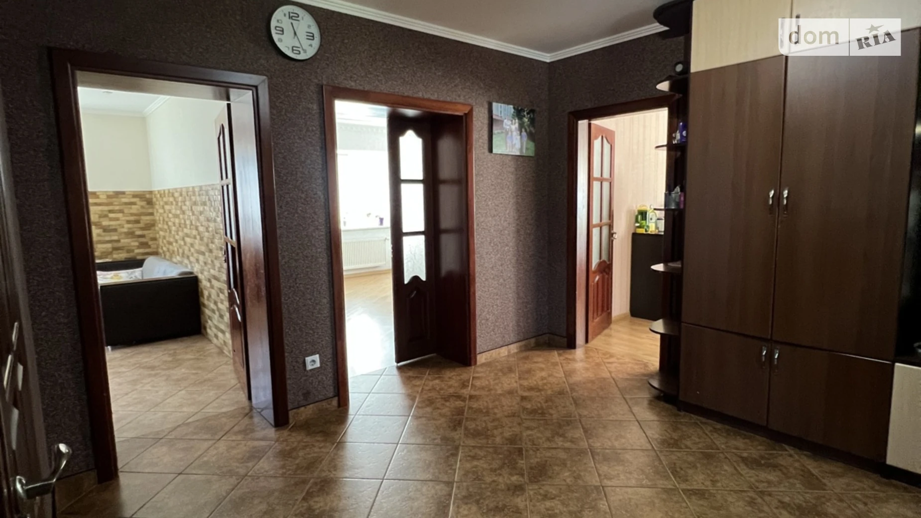 Продается дом на 2 этажа 273.9 кв. м с террасой, цена: 140000 $ - фото 4