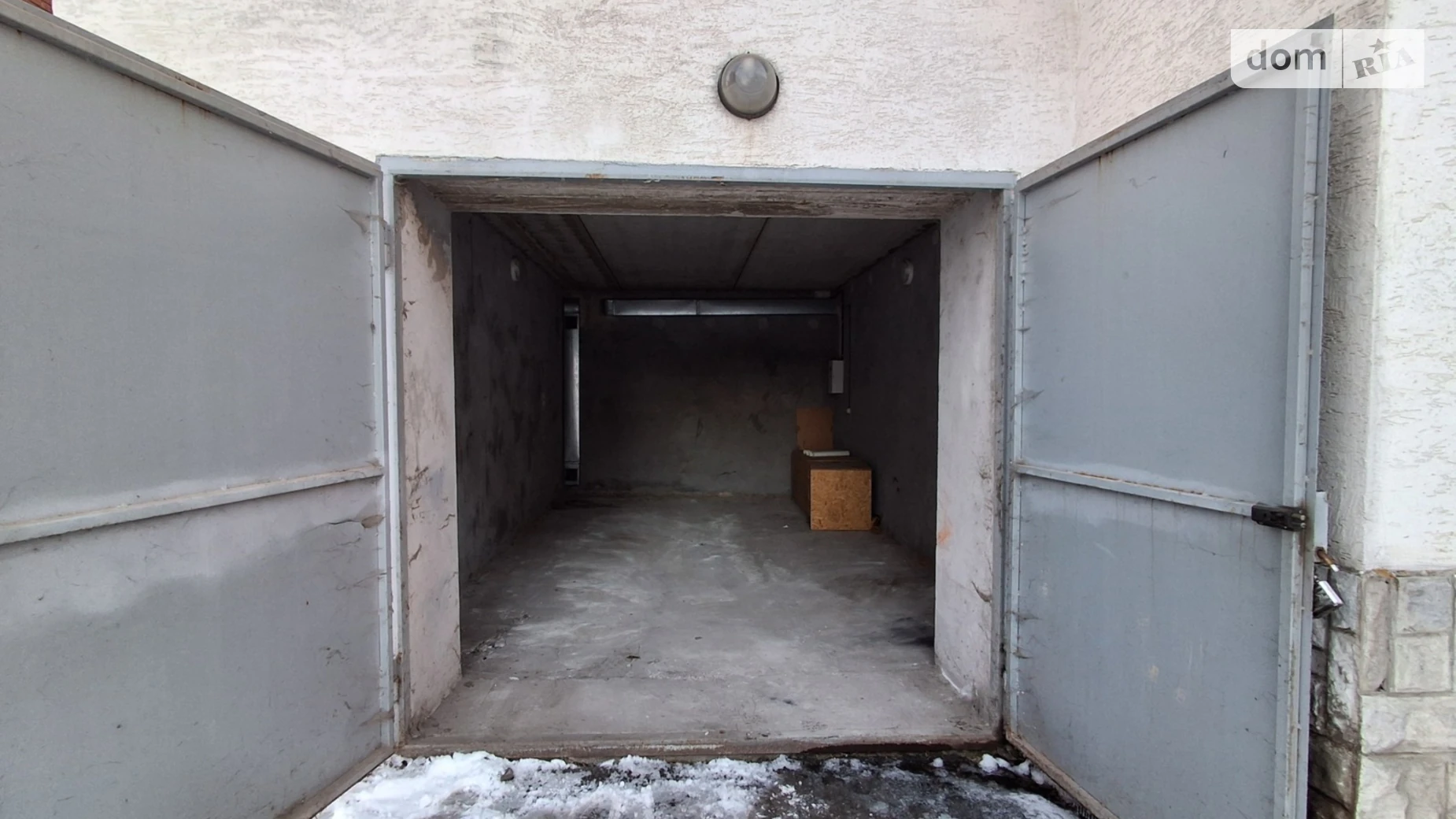 Продається окремий гараж під легкове авто на 21 кв. м, цена: 18000 $ - фото 2