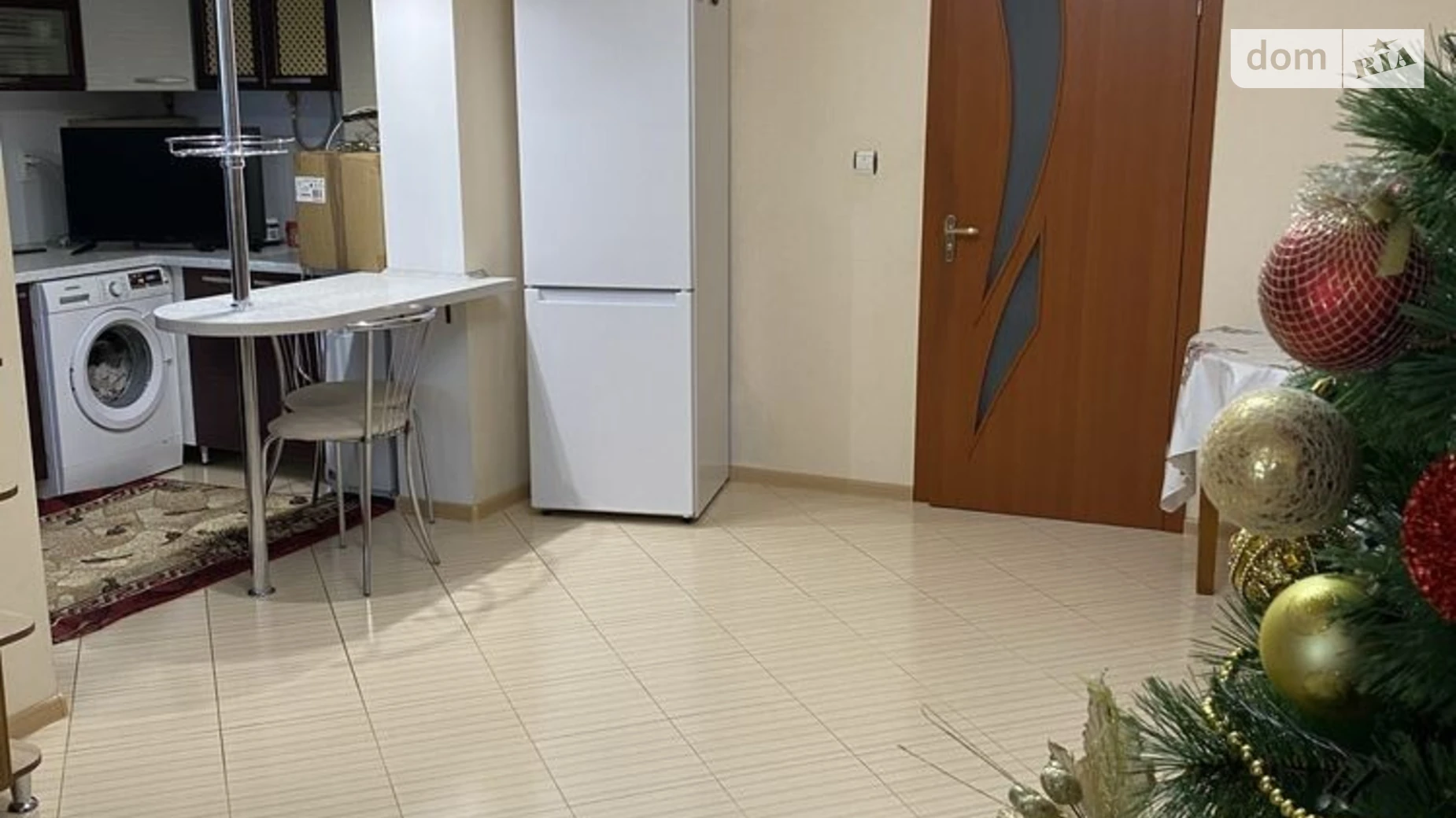 Продается 2-комнатная квартира 77.1 кв. м в, цена: 40000 $ - фото 2