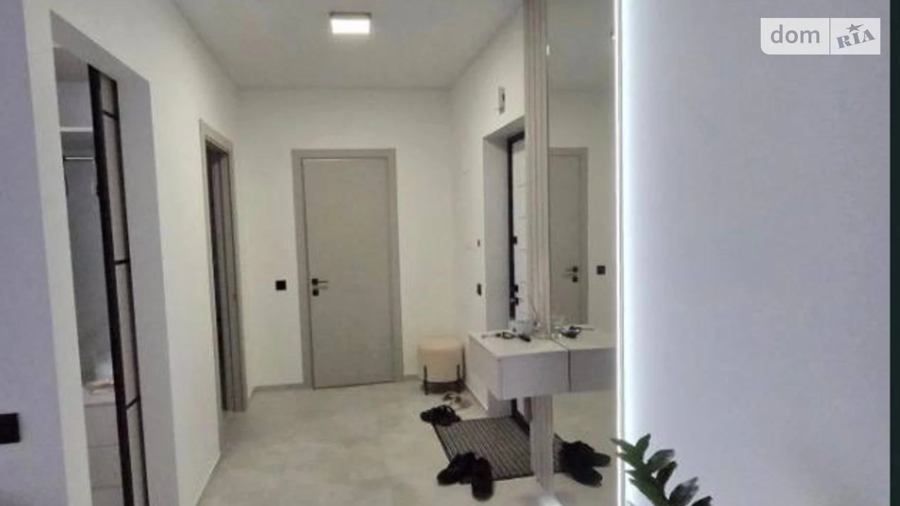 2-комнатная квартира 49 кв. м в Луцке, ул. Привокзальная - фото 2