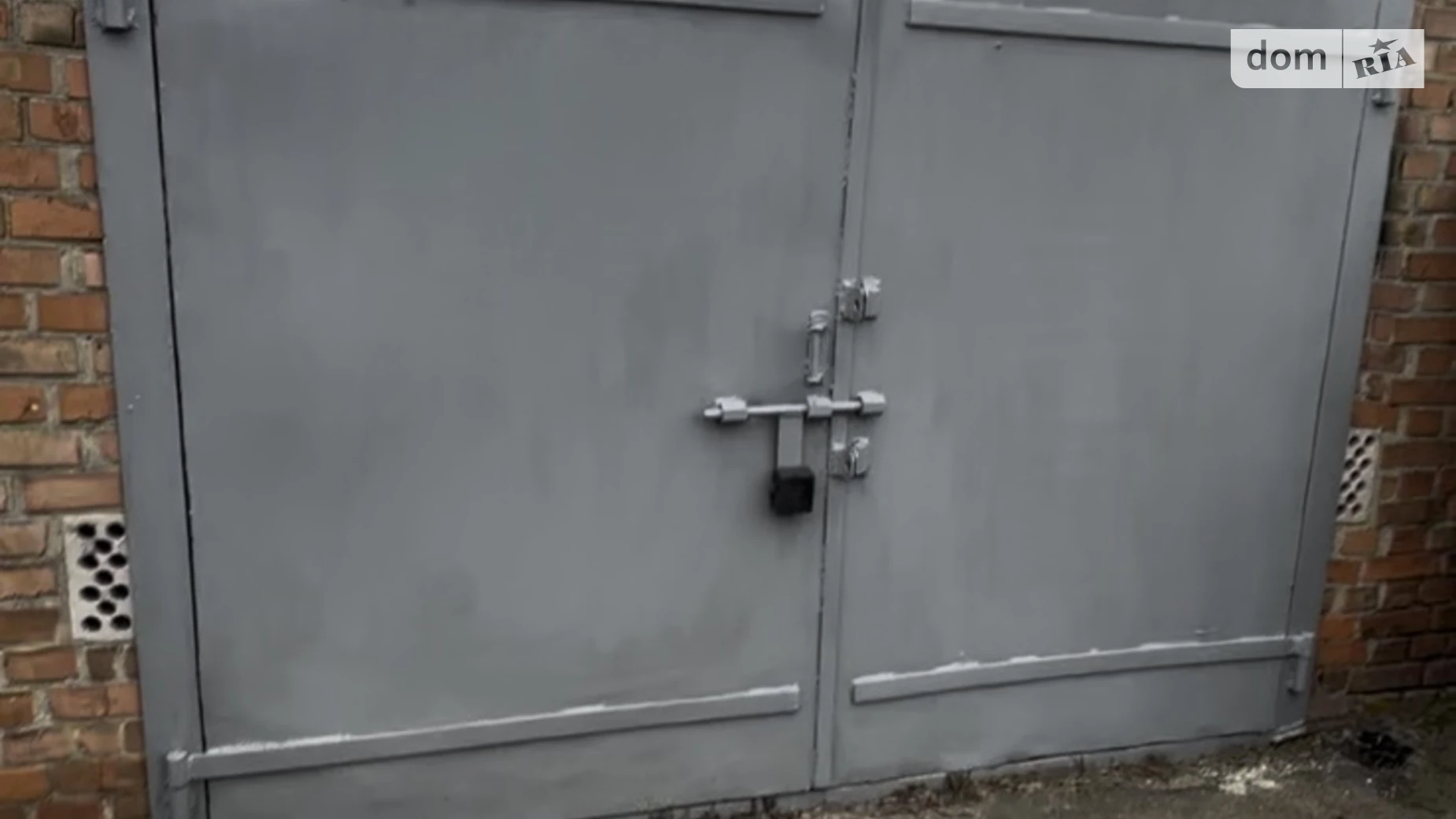 Сдается в аренду место в гаражном кооперативе под легковое авто на 24 кв. м, цена: 2500 грн - фото 3