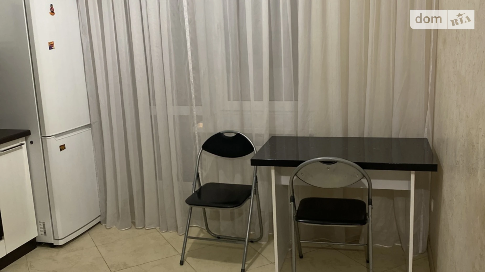 1-комнатная квартира 40 кв. м в Тернополе, ул. Евгения Коновальца - фото 5