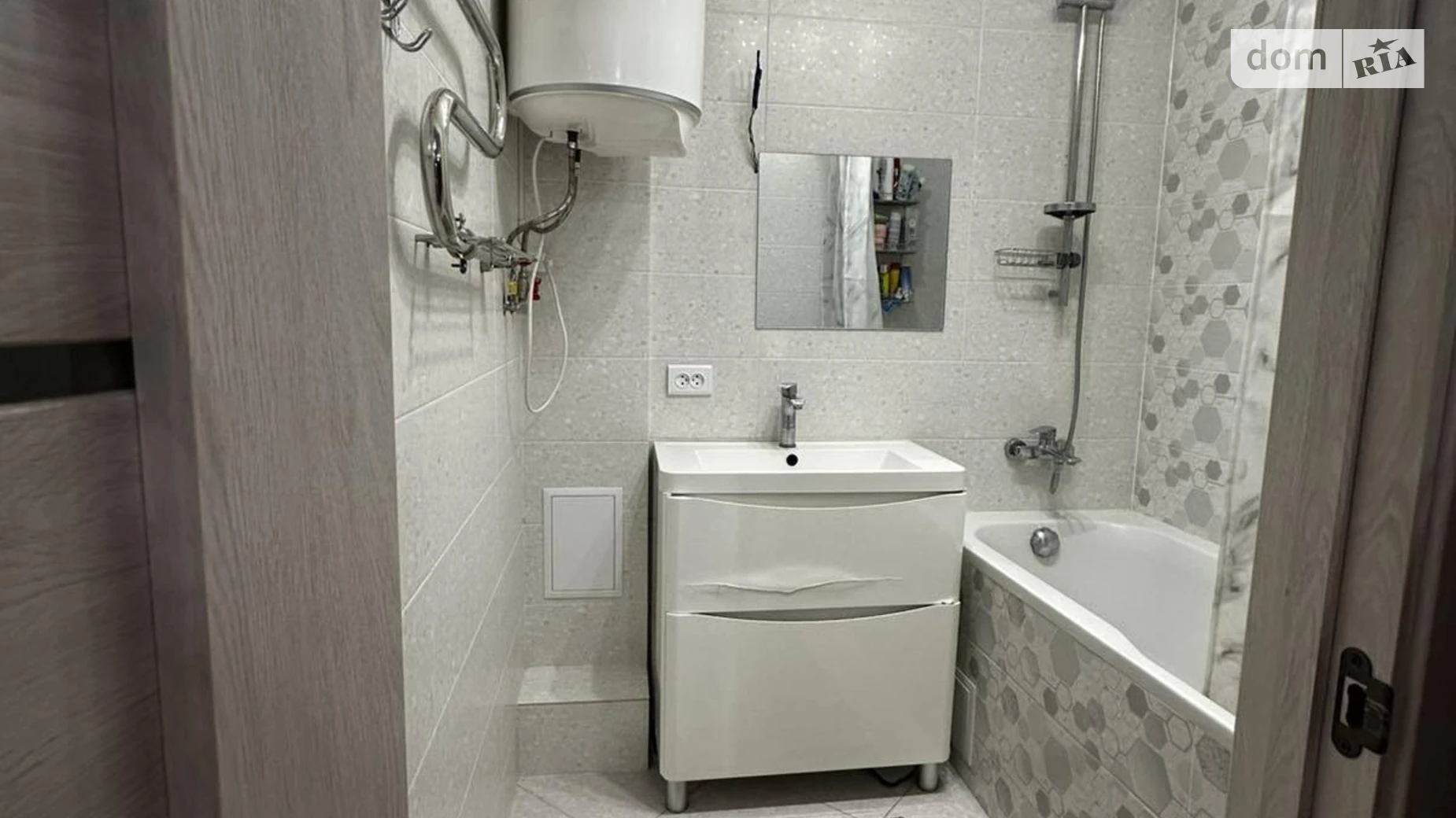 3-кімнатна квартира 68 кв. м у Луцьку, просп. Грушевського Президента, 1 - фото 5