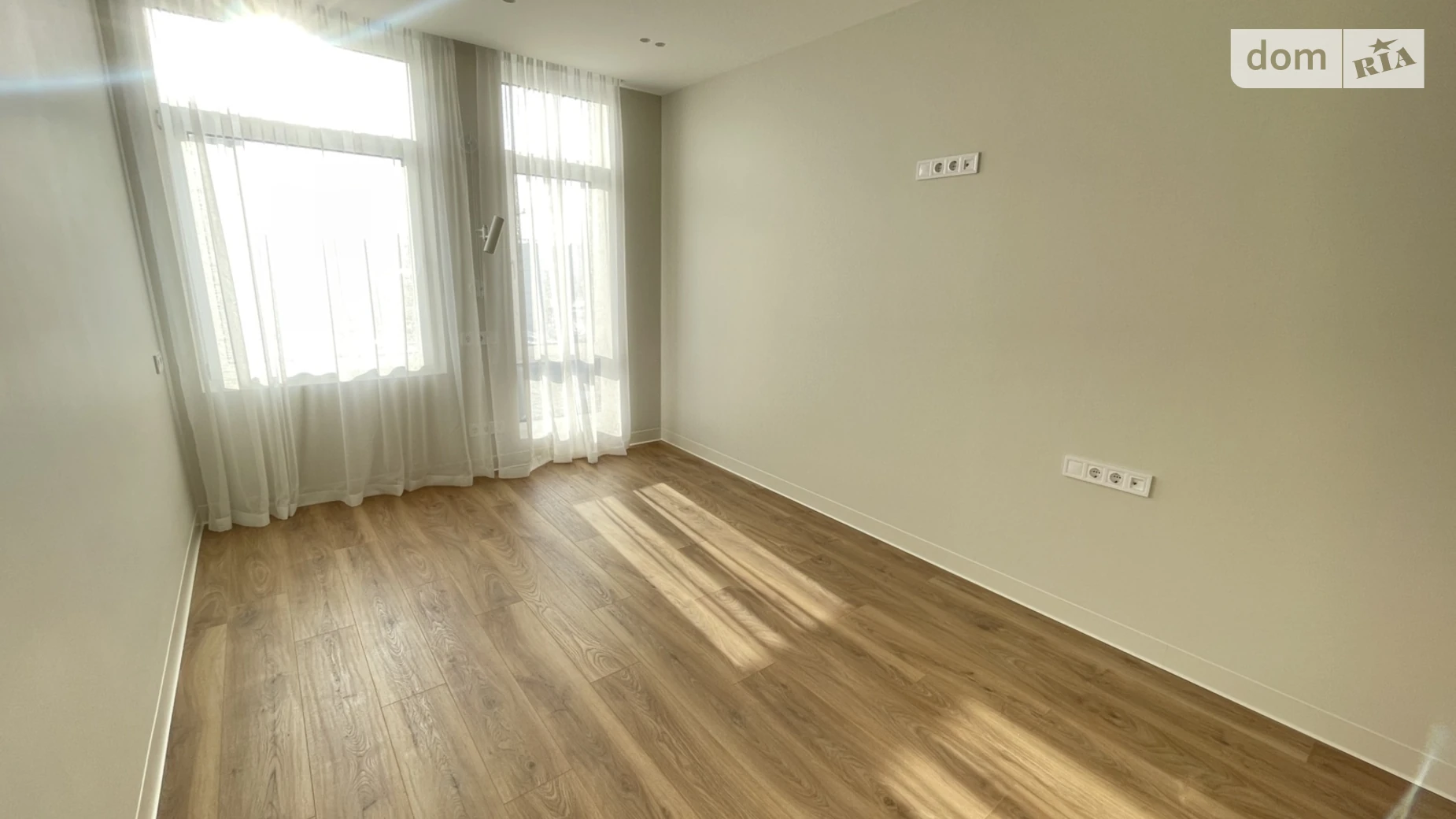 3-комнатная квартира 75 кв. м в Тернополе, ул. Торговица(Живова Анатолия), 18А - фото 3