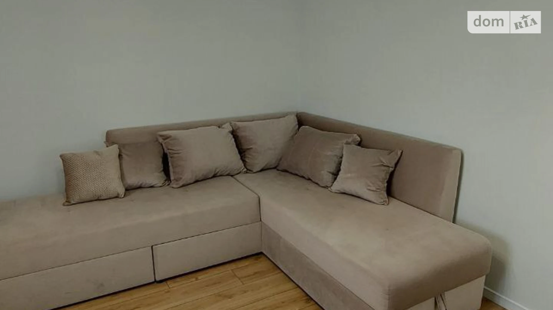 2-комнатная квартира 68 кв. м в Тернополе, ул. Чумацкая - фото 4