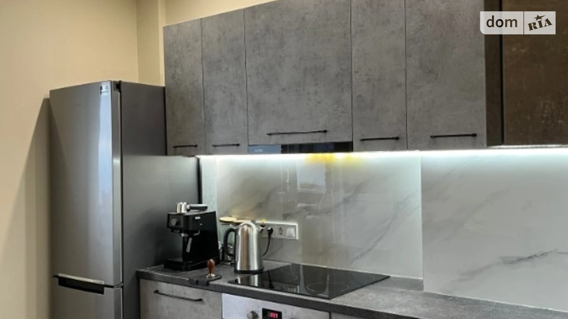 Продается 1-комнатная квартира 40.1 кв. м в Одессе, ул. Рихтера Святослава - фото 2