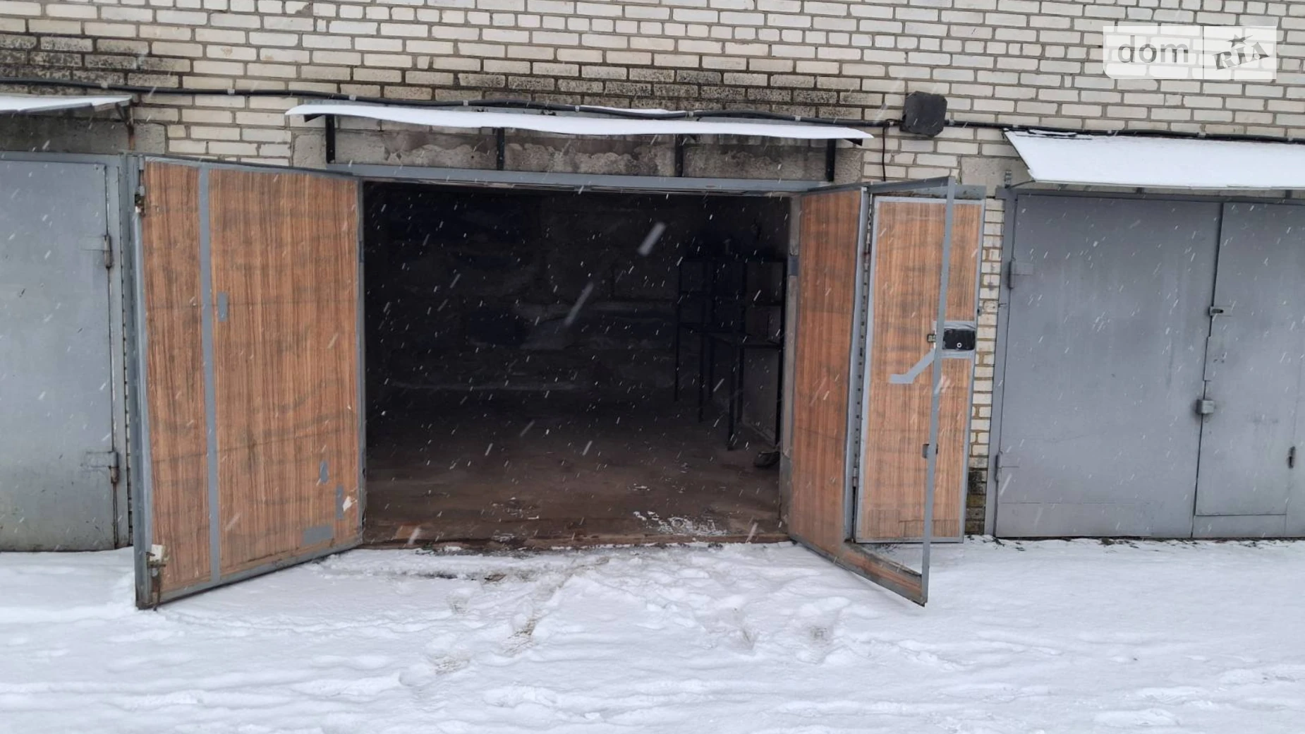 Сдается в аренду место в гаражном кооперативе под легковое авто на 20 кв. м, цена: 5000 грн - фото 5