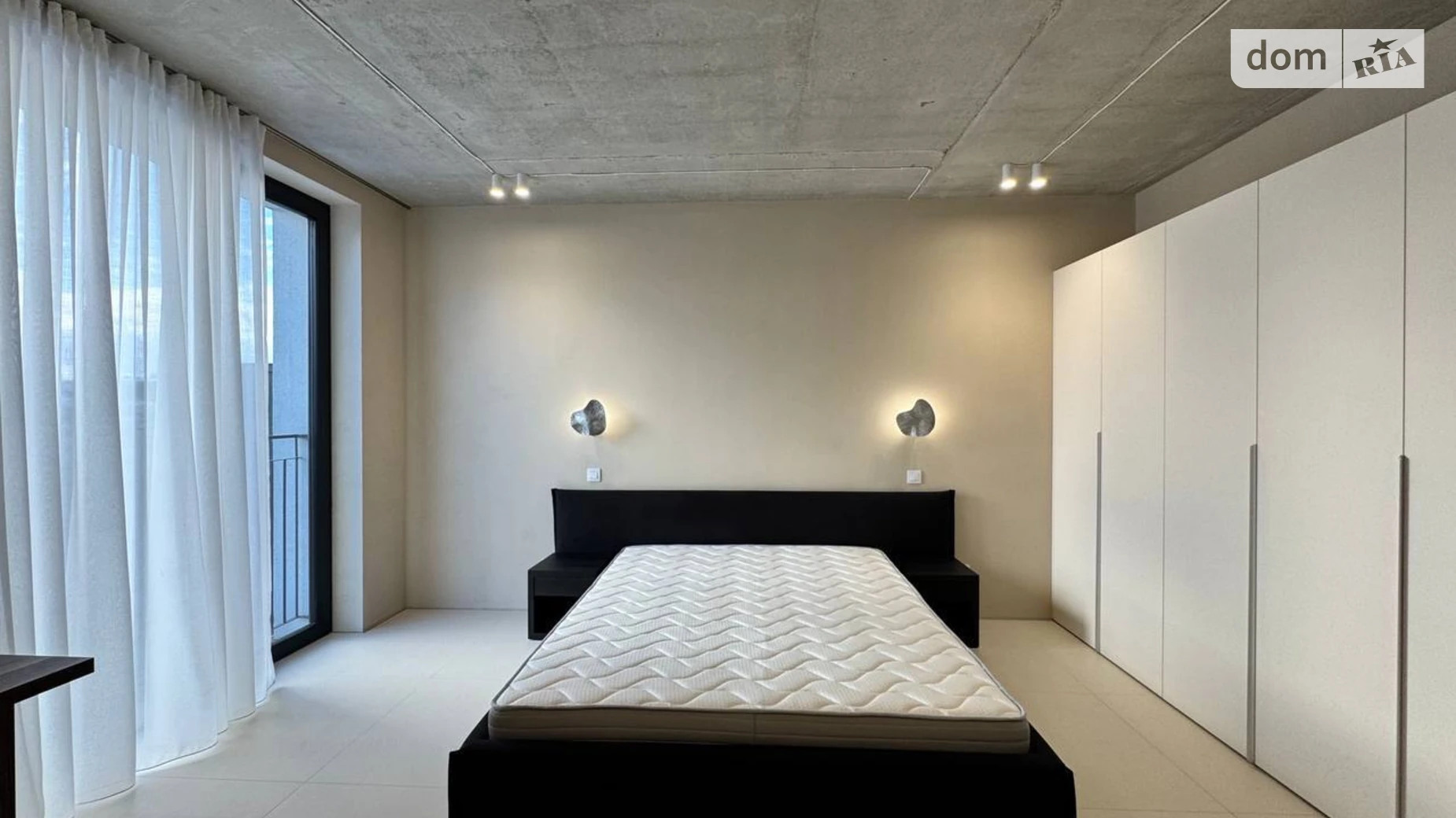 Сдается в аренду 1-комнатная квартира 70 кв. м в Львове, ул. Замарстиновская, 40 - фото 3