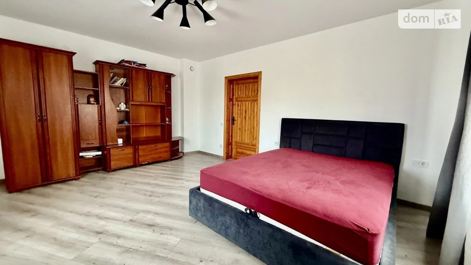 Продается одноэтажный дом 110 кв. м с бассейном, цена: 120000 $ - фото 4