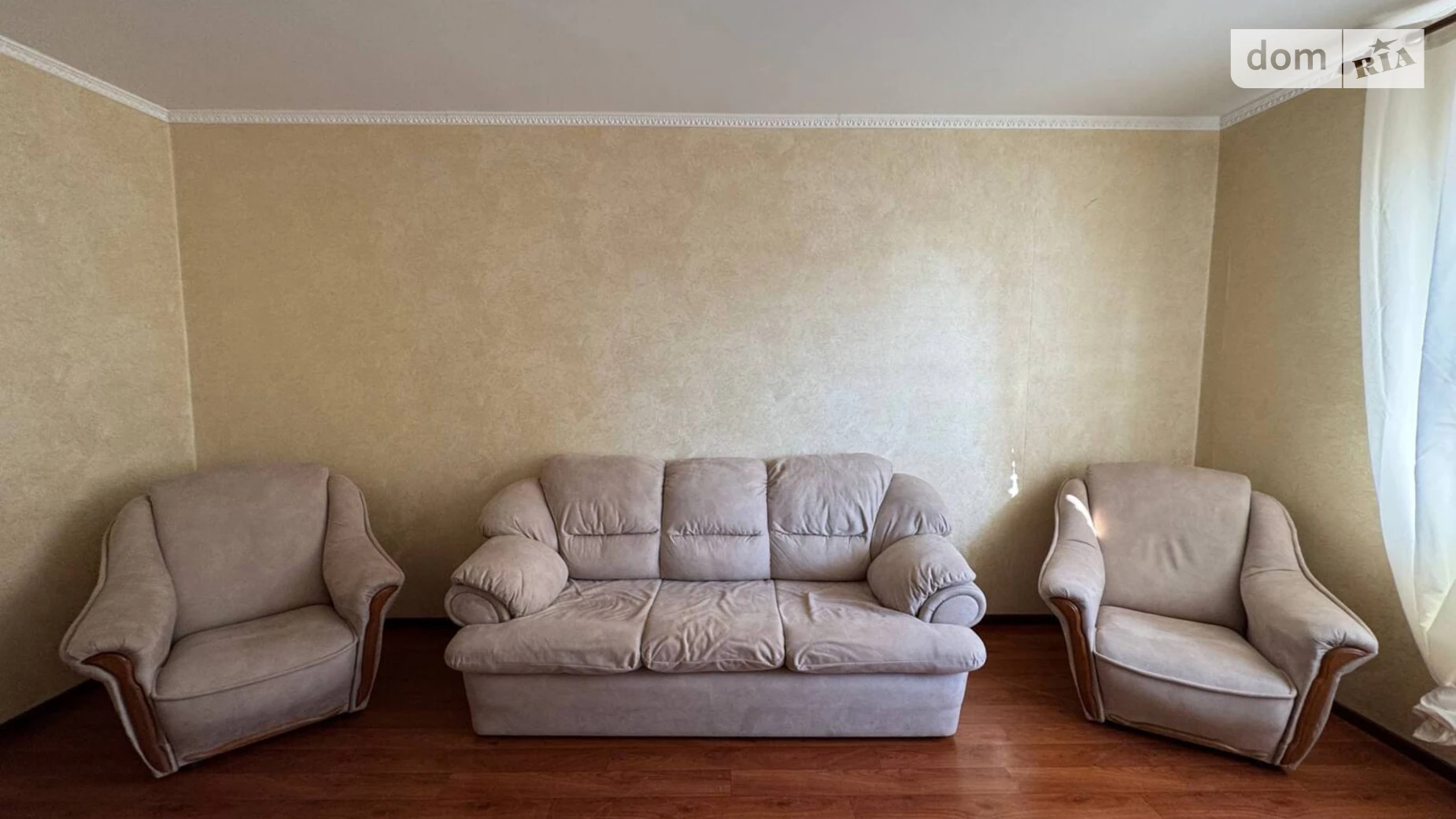 Продается 3-комнатная квартира 70.7 кв. м в Буче, ул. Ивана Руденко - фото 3