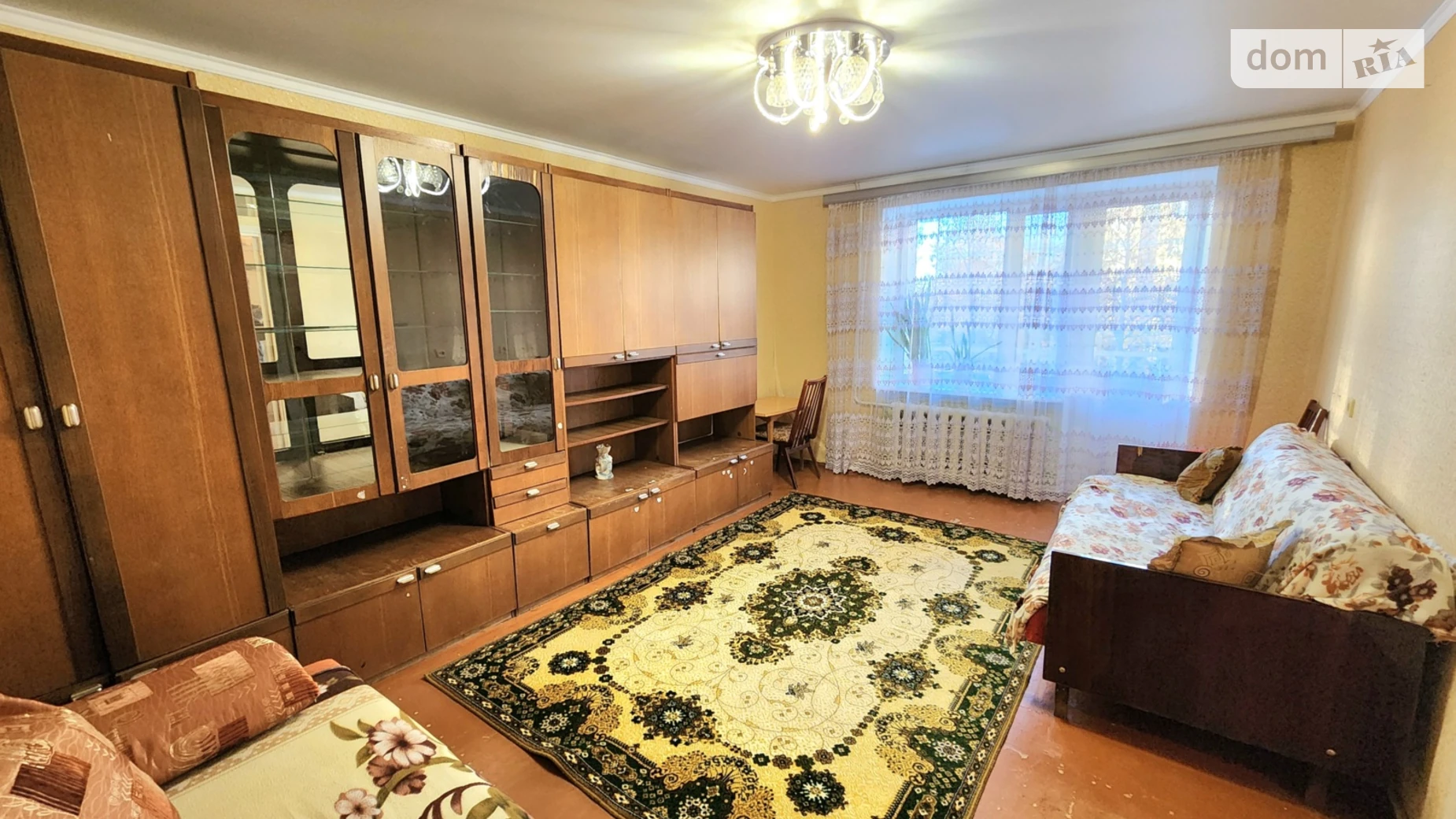 Продается 1-комнатная квартира 36 кв. м в Ровно, ул. Крушельницкой Соломии, 54 - фото 2