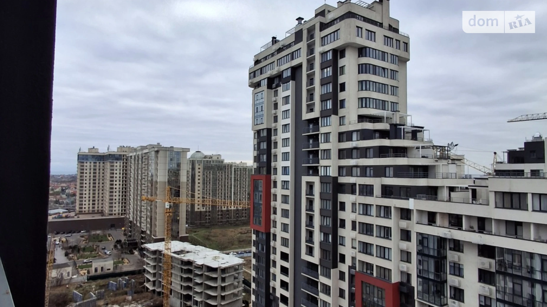 Продается 2-комнатная квартира 114 кв. м в Лиманке - фото 2