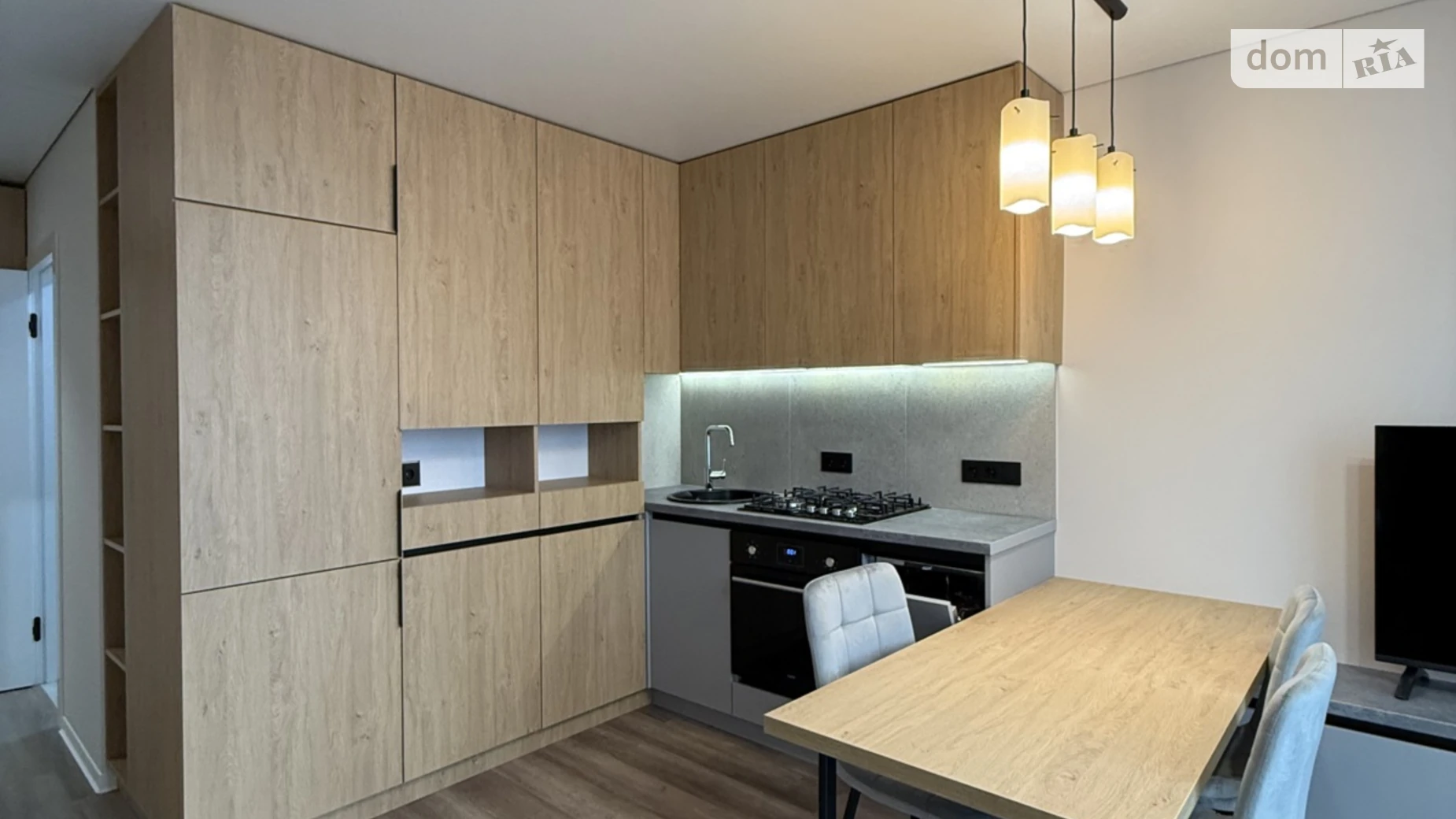 Продается 1-комнатная квартира 47 кв. м в Ивано-Франковске, ул. Бандеры Степана, 79 - фото 3