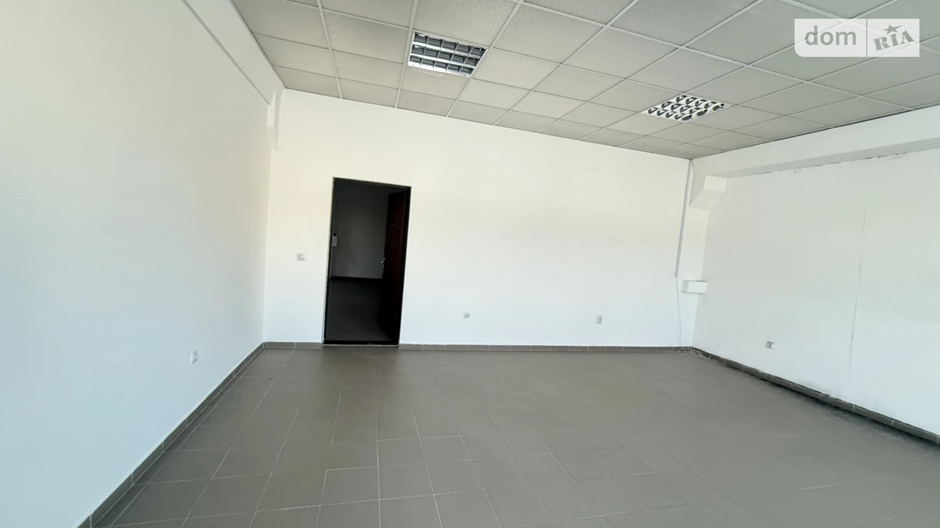 Продається офіс 33 кв. м в бізнес-центрі, цена: 3300 грн - фото 4