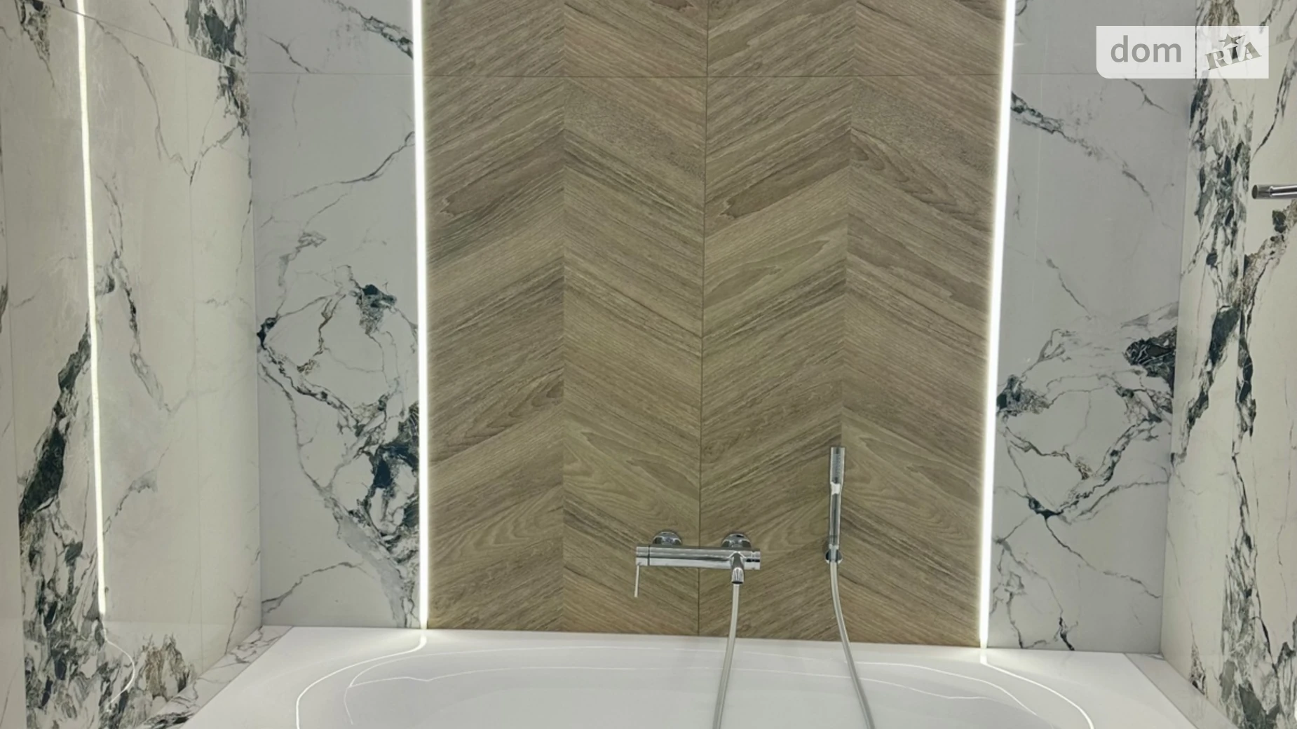 Продается 2-комнатная квартира 82.4 кв. м в Хмельницком, ул. Винницкая, 1/8А - фото 4