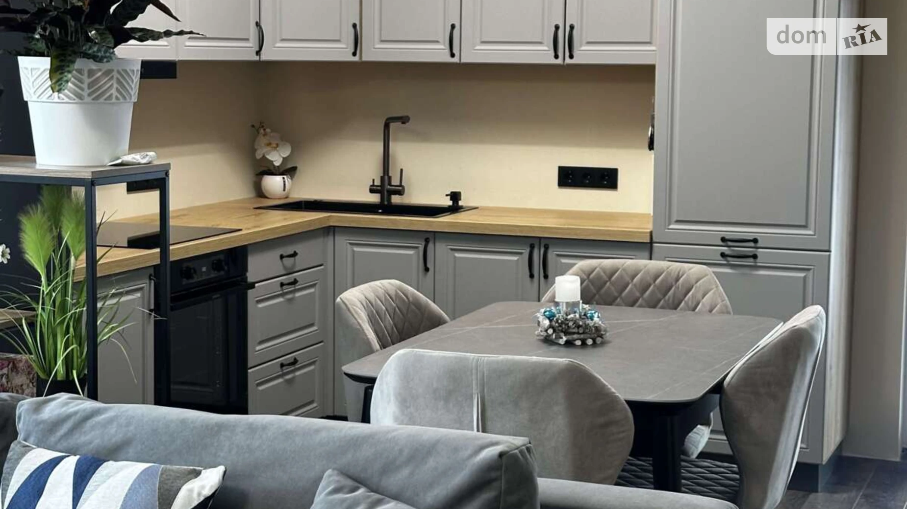 Продается одноэтажный дом 98 кв. м с гаражом, цена: 139999 $ - фото 2