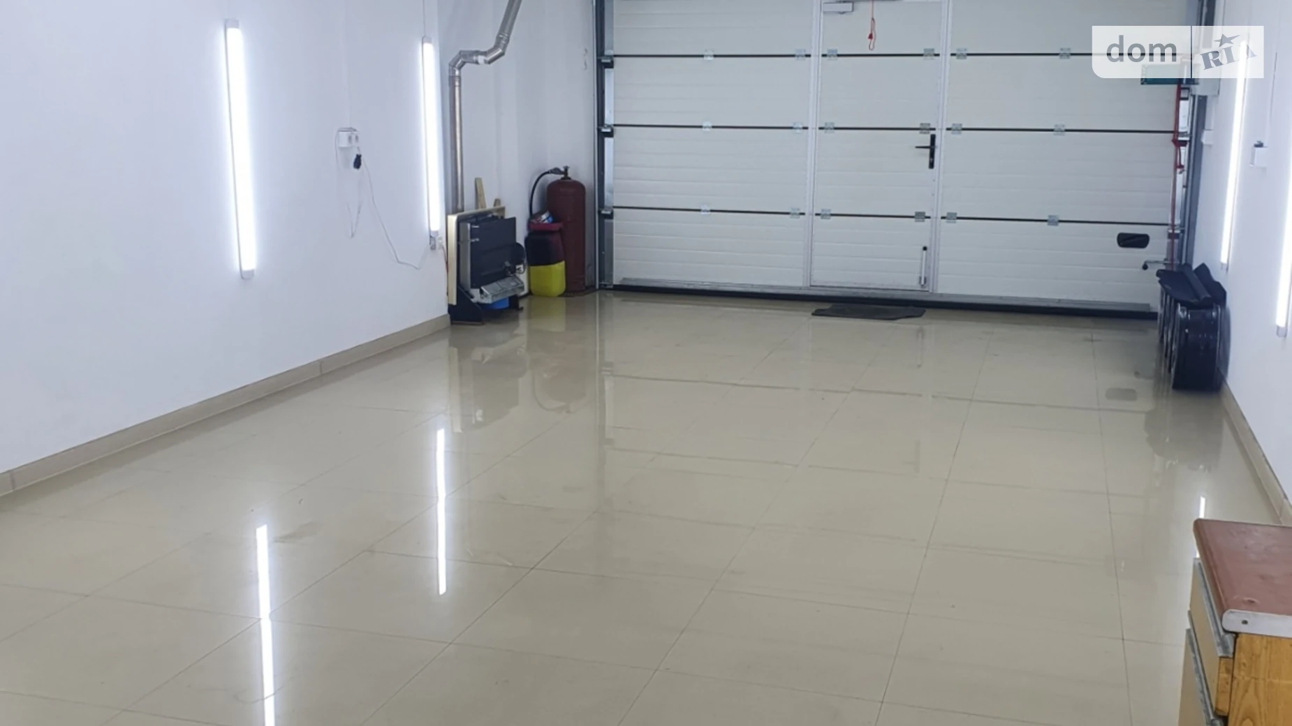 Продається окремий гараж під легкове авто на 150 кв. м, цена: 16800 $ - фото 2