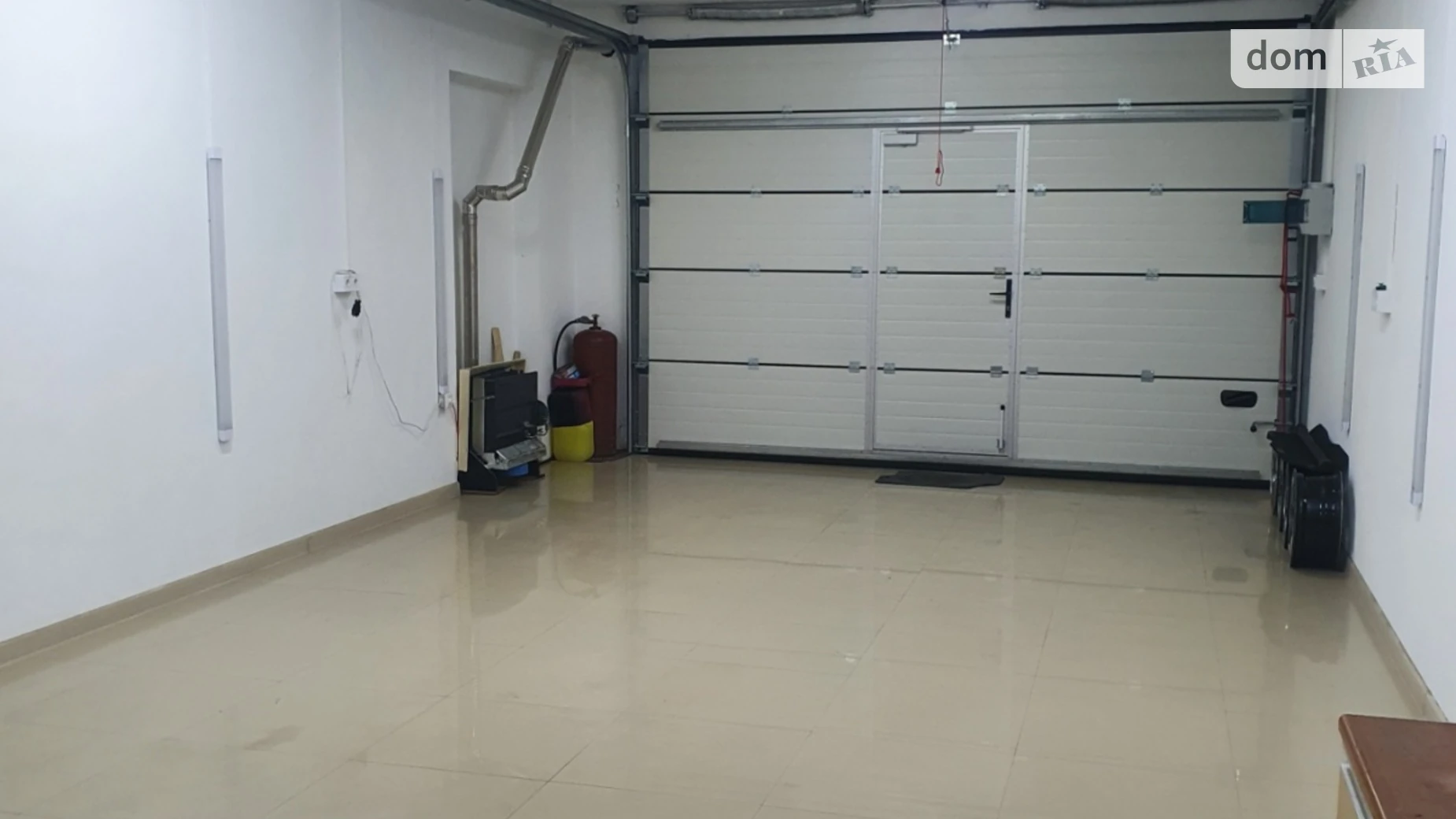 Продається окремий гараж під легкове авто на 150 кв. м, цена: 16800 $ - фото 4