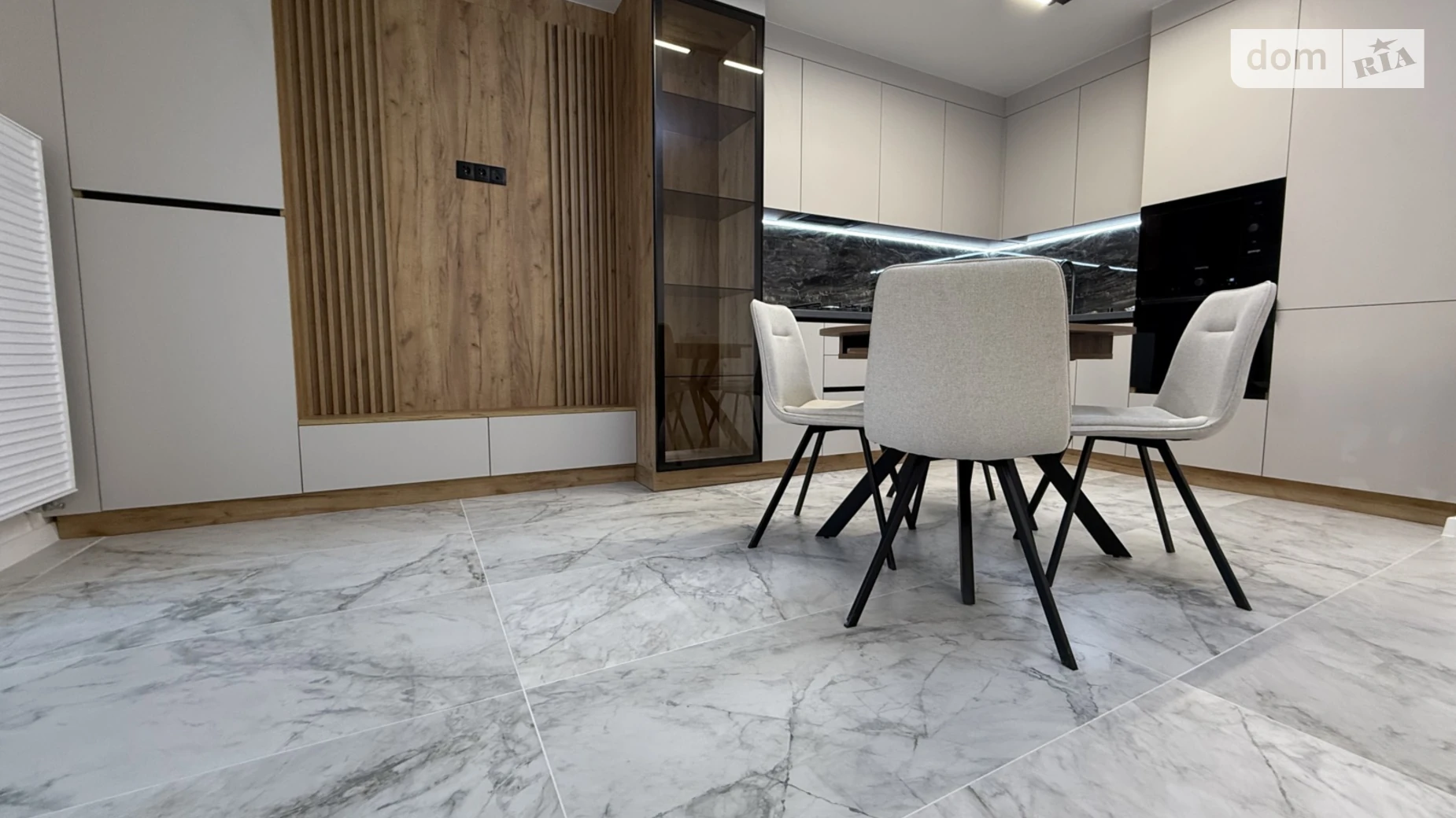 2-комнатная квартира 83 кв. м в Тернополе, цена: 97000 $ - фото 2