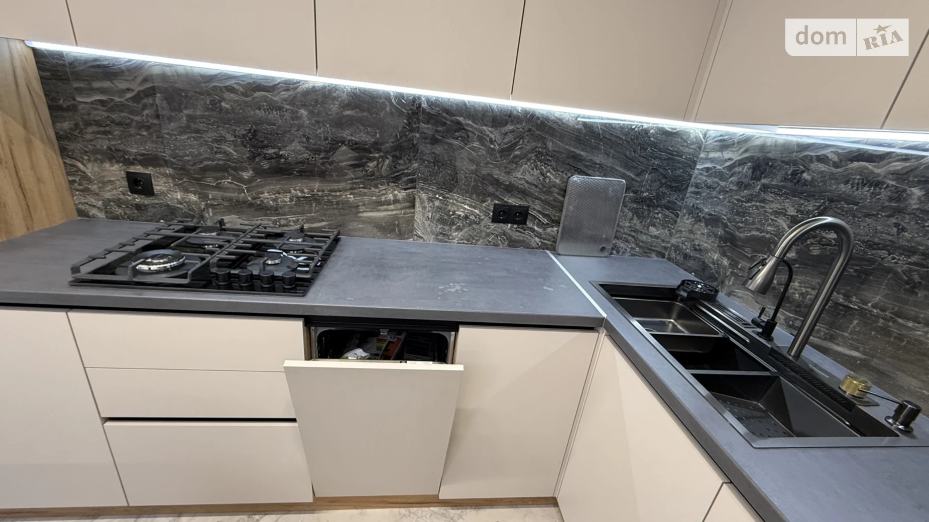 2-комнатная квартира 83 кв. м в Тернополе, цена: 97000 $ - фото 5