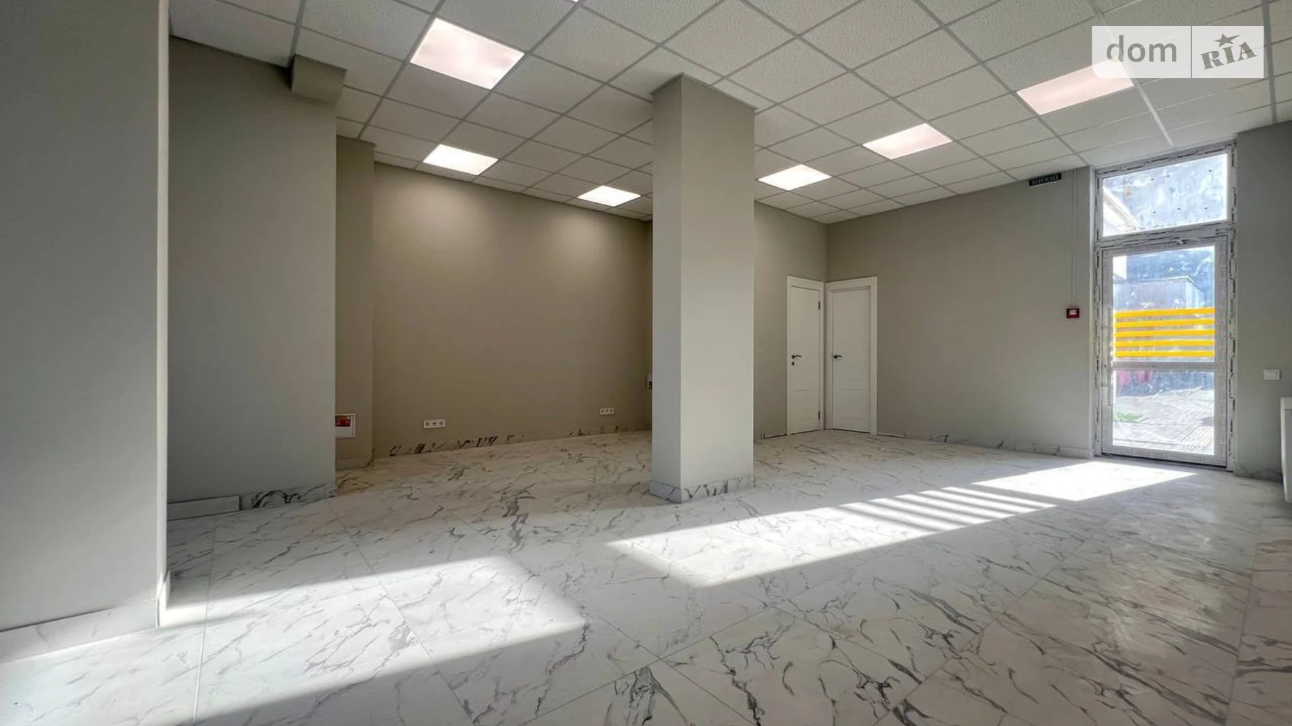 Здається в оренду приміщення вільного призначення 62.6 кв. м в 10-поверховій будівлі, цена: 570 $ - фото 3