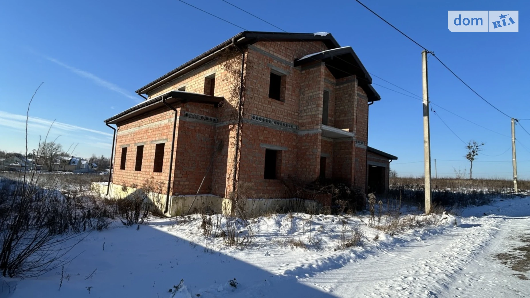 Продается дом на 2 этажа 223 кв. м с камином, цена: 99000 $ - фото 3