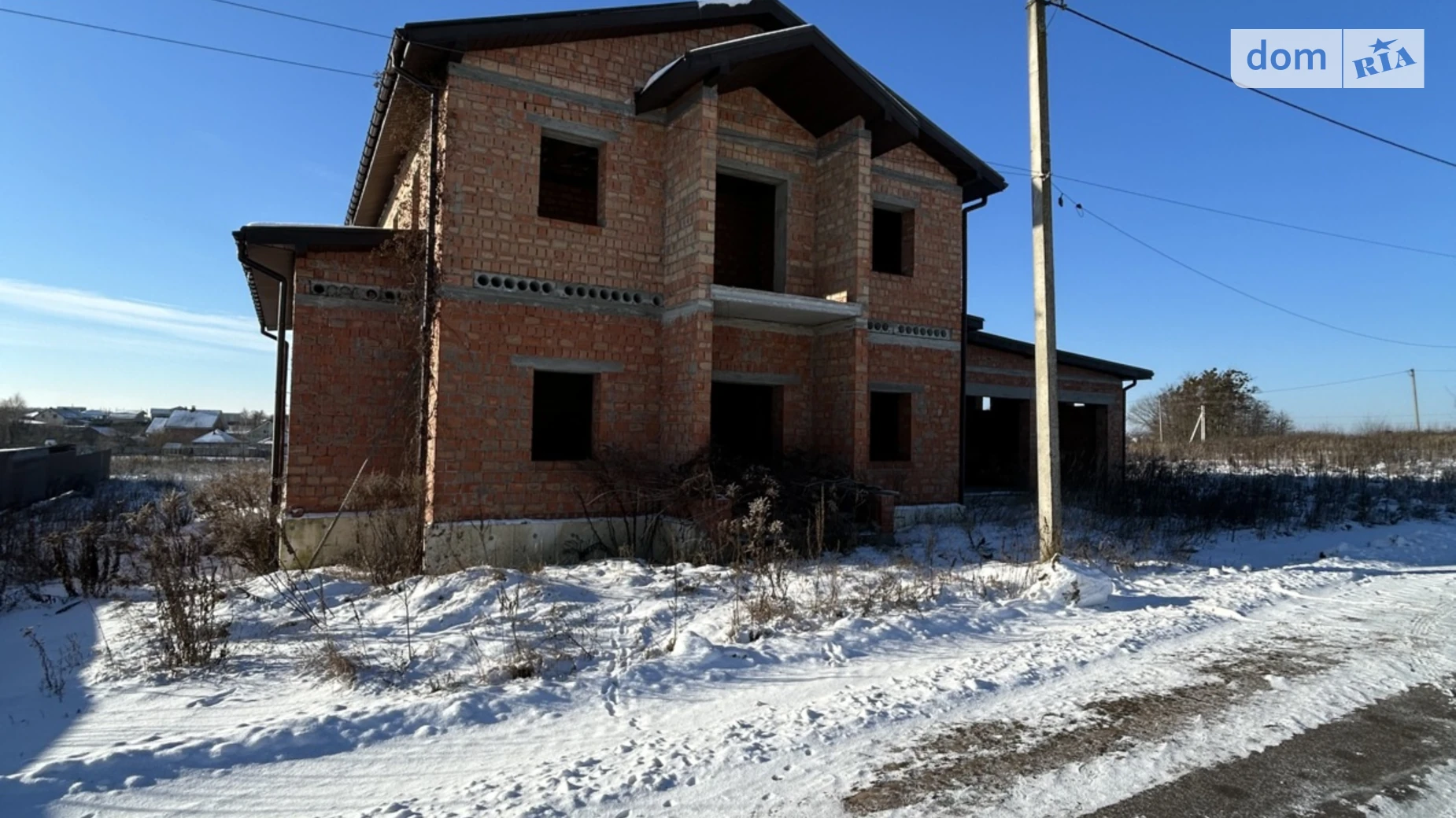 Продается дом на 2 этажа 223 кв. м с камином, цена: 99000 $ - фото 4