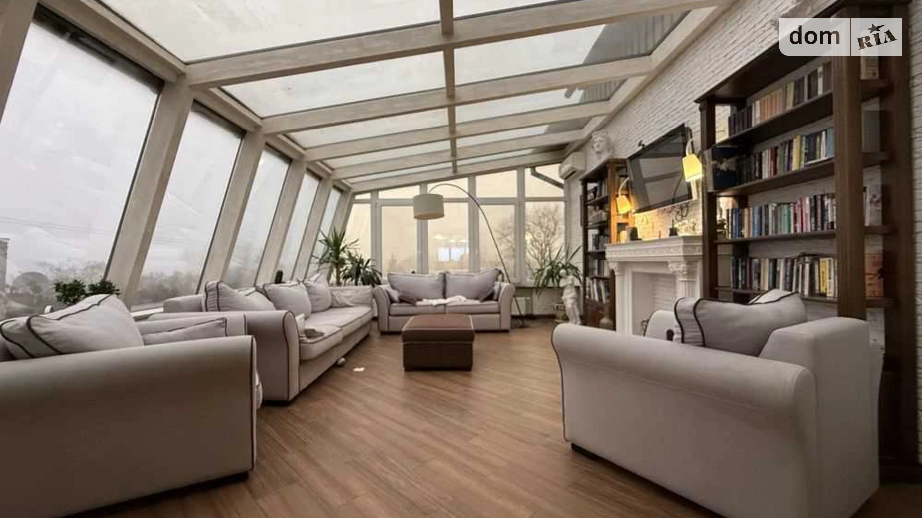 Продается 3-комнатная квартира 139.8 кв. м в Полтаве, ул. Мищенко, 4 - фото 2