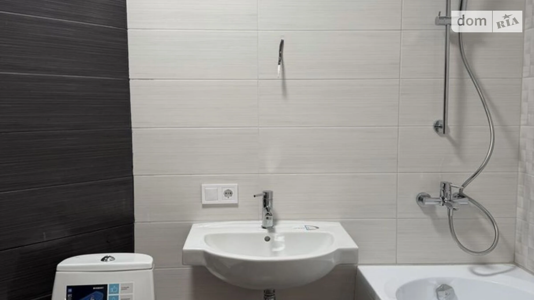 Продається 3-кімнатна квартира 72.1 кв. м у Дніпрі, вул. Набережна Перемоги, 130 корпус 6 - фото 3