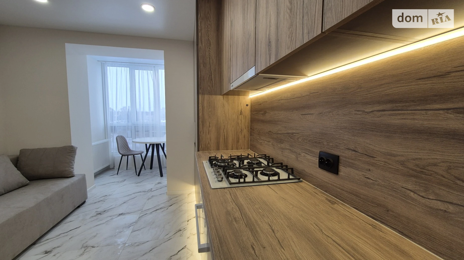 1-комнатная квартира 45 кв. м в Тернополе, ул. Текстильная, 24Е - фото 2